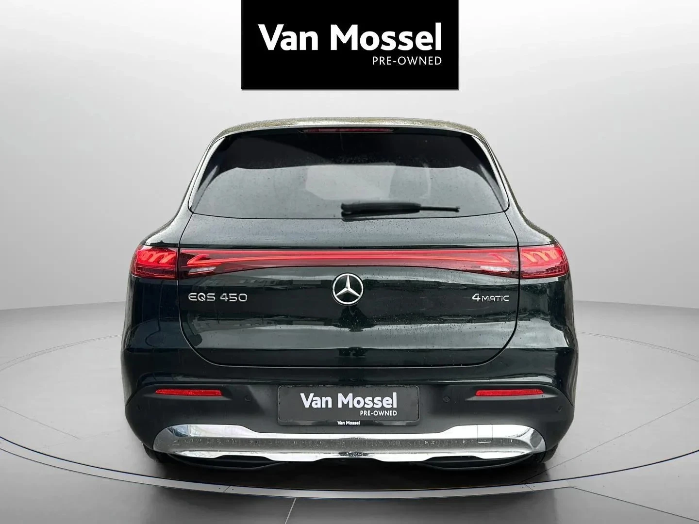 Mercedes-Benz-EQS-image-5