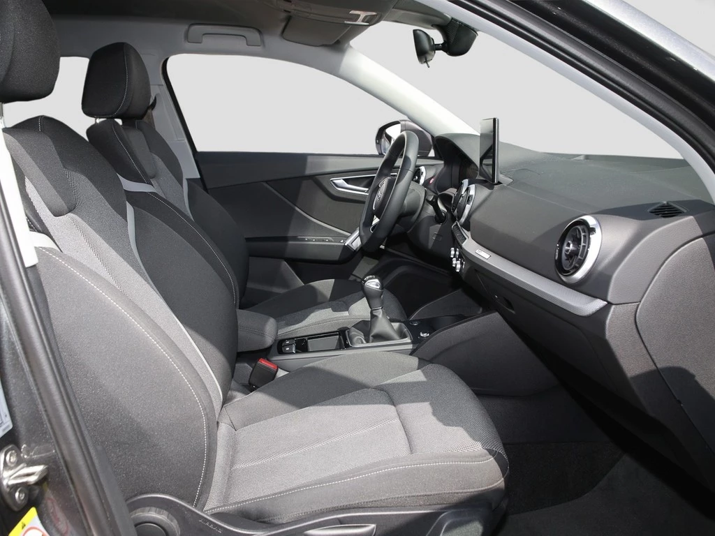 Audi Q2 30 TFSI S line AHK GRA Kamera PDC+ GWF