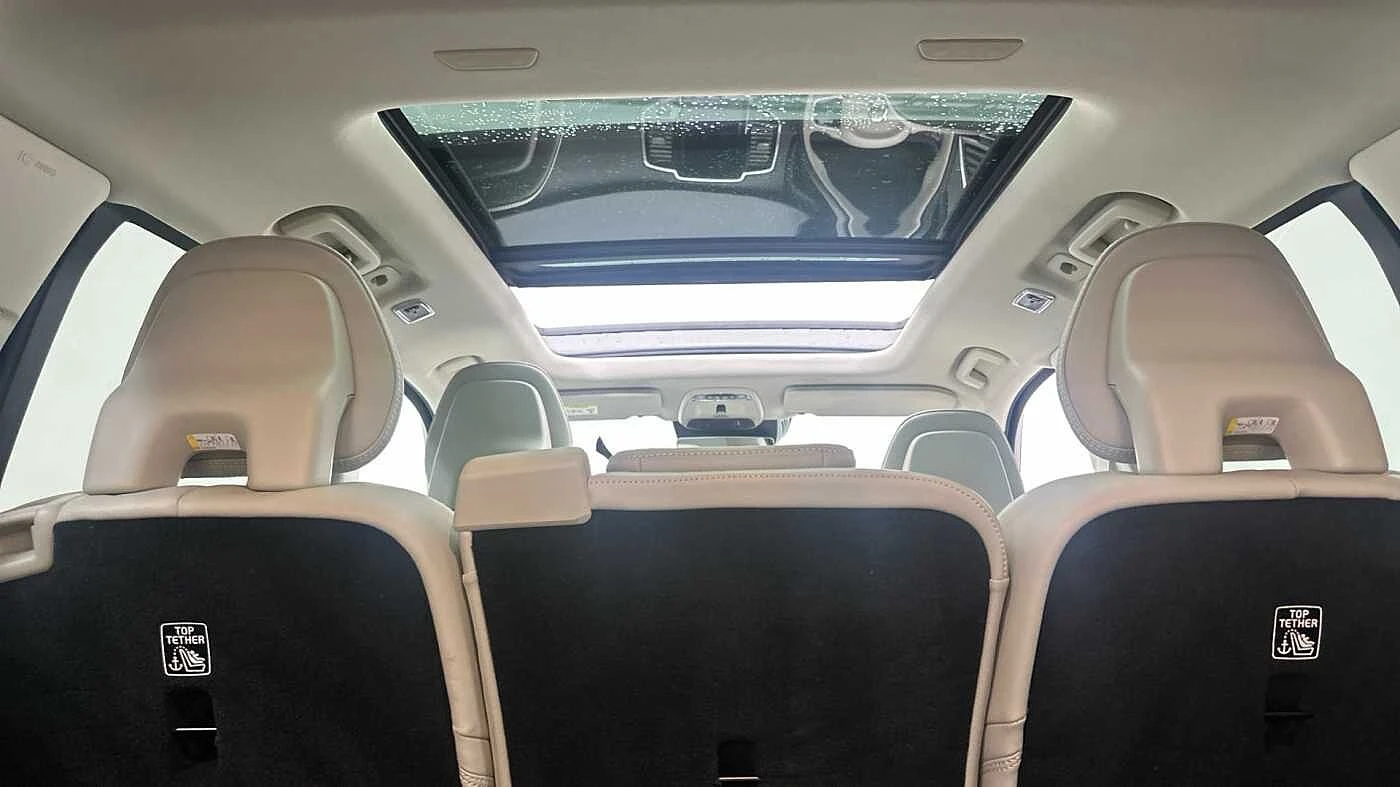 Volvo-XC90-image-35