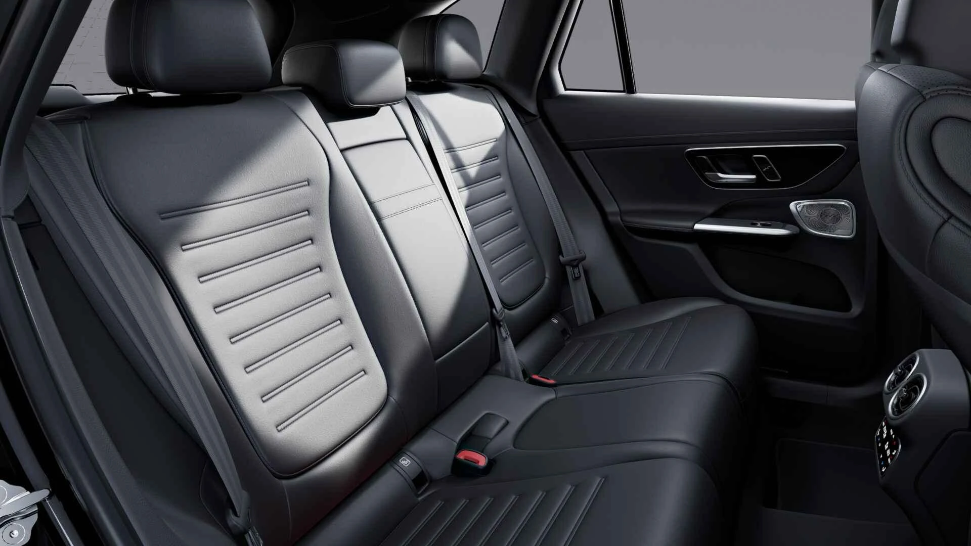 Mercedes-Benz-GLC-image-10