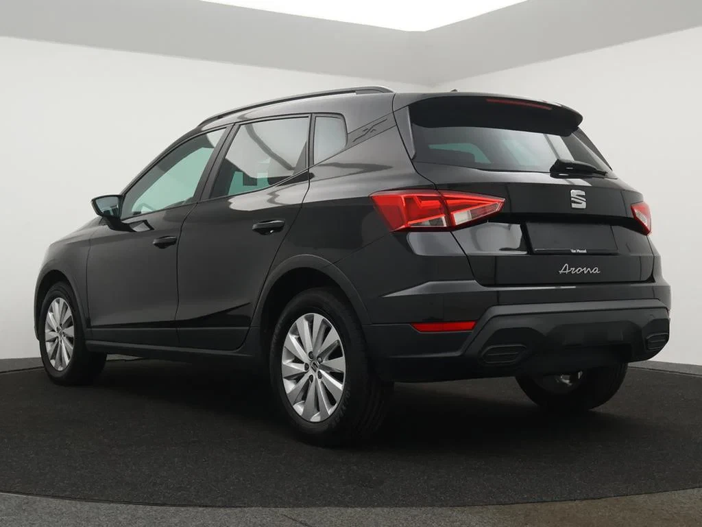SEAT-Arona-image-5