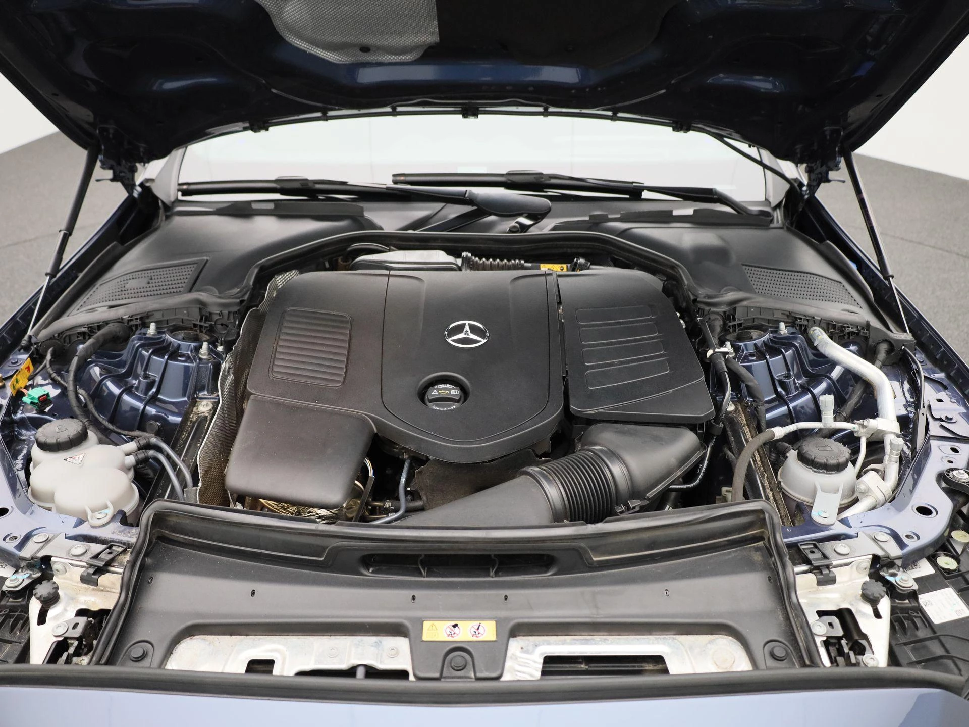 Mercedes-Benz C-Klasse 300 e AMG Line