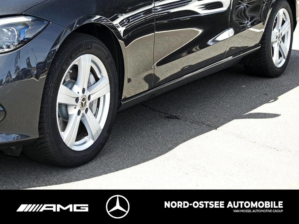 Mercedes-Benz C-Klasse 300 e T AVANTGARDE AHK DIGITAL LIGHT KAMERA AVANTGARDE