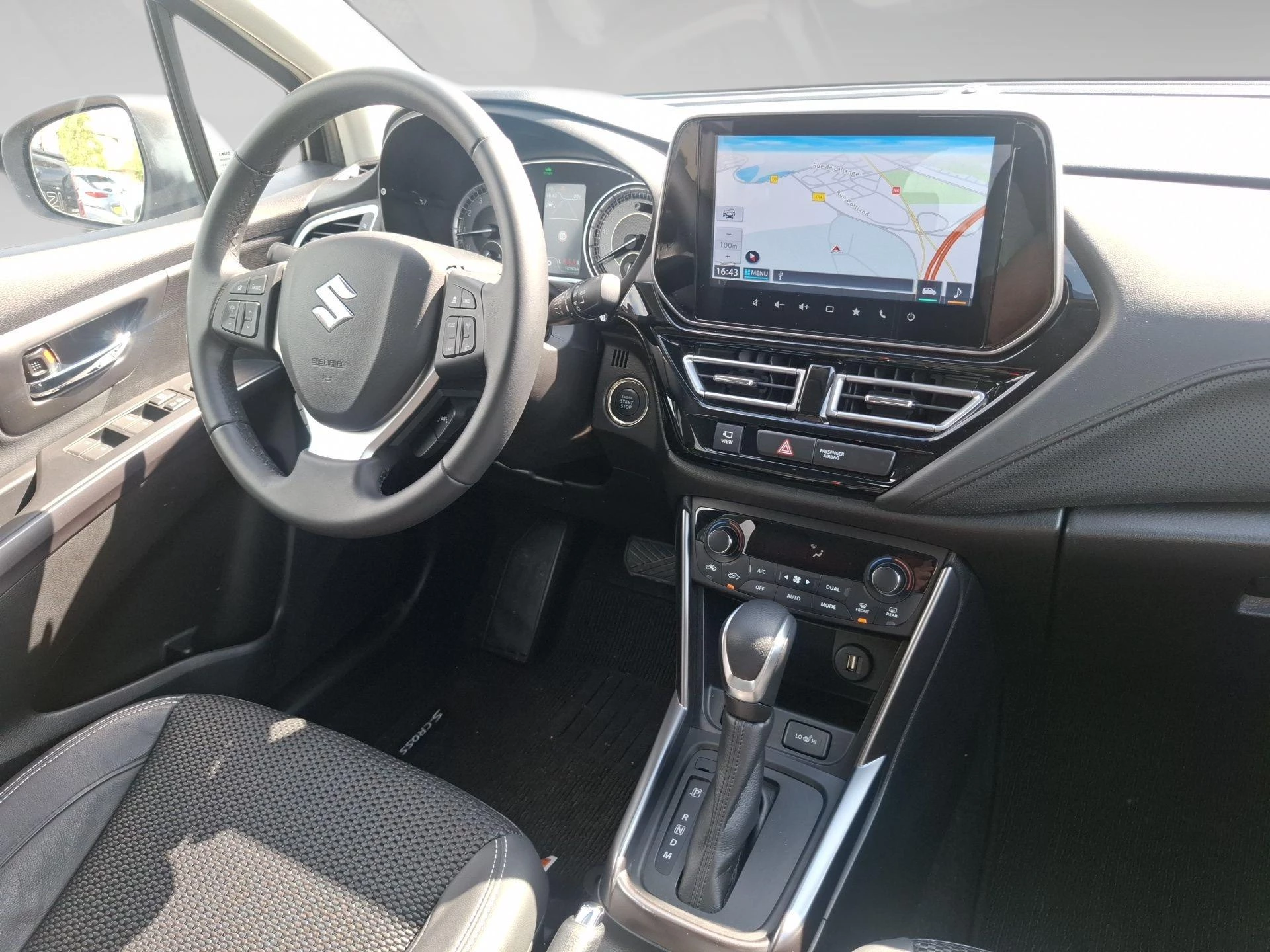 Suzuki S-Cross SX4 1.4 Grand Luxe Xtra A/T 48V Hybrid