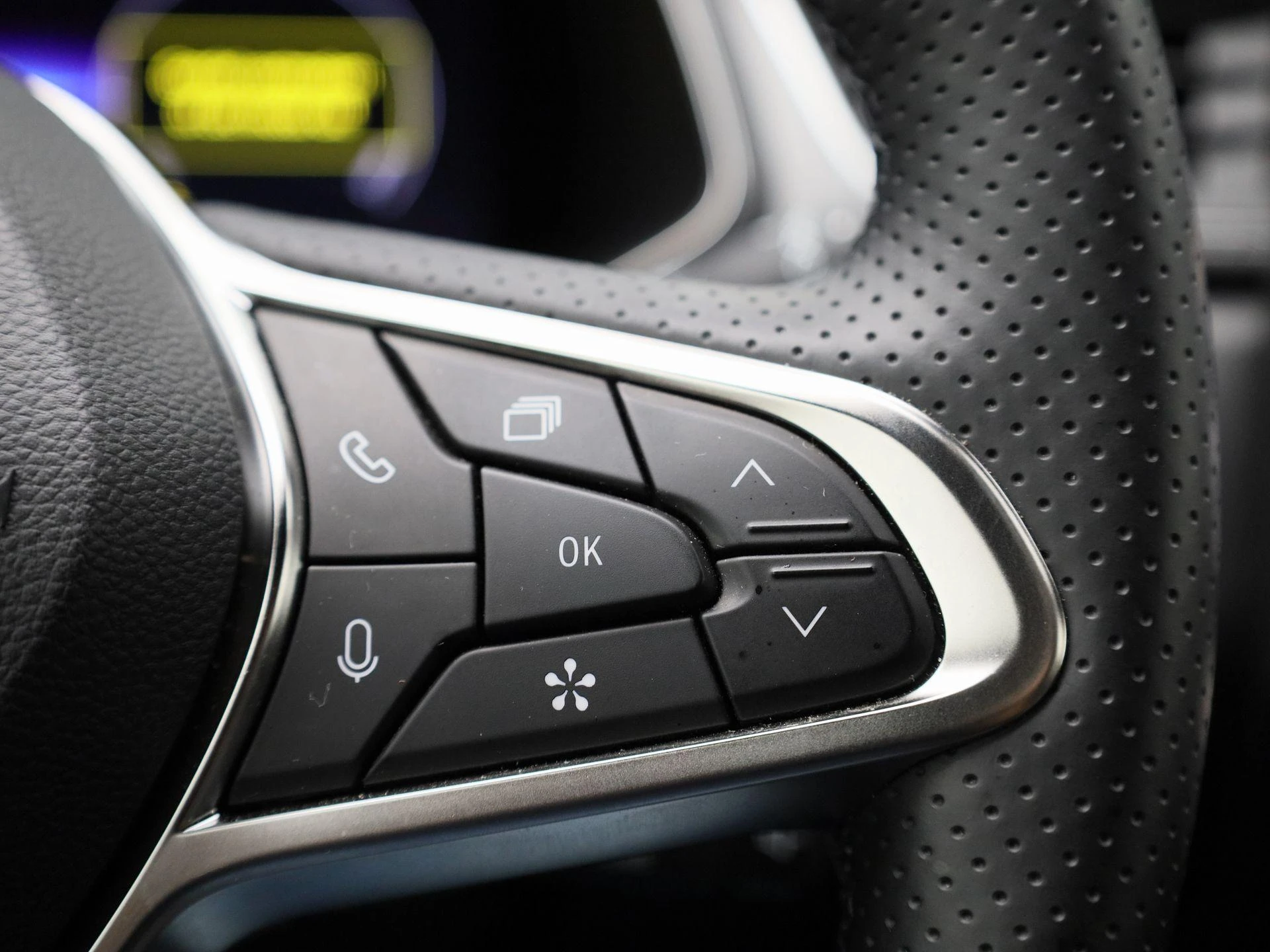 Renault-Captur-image-25