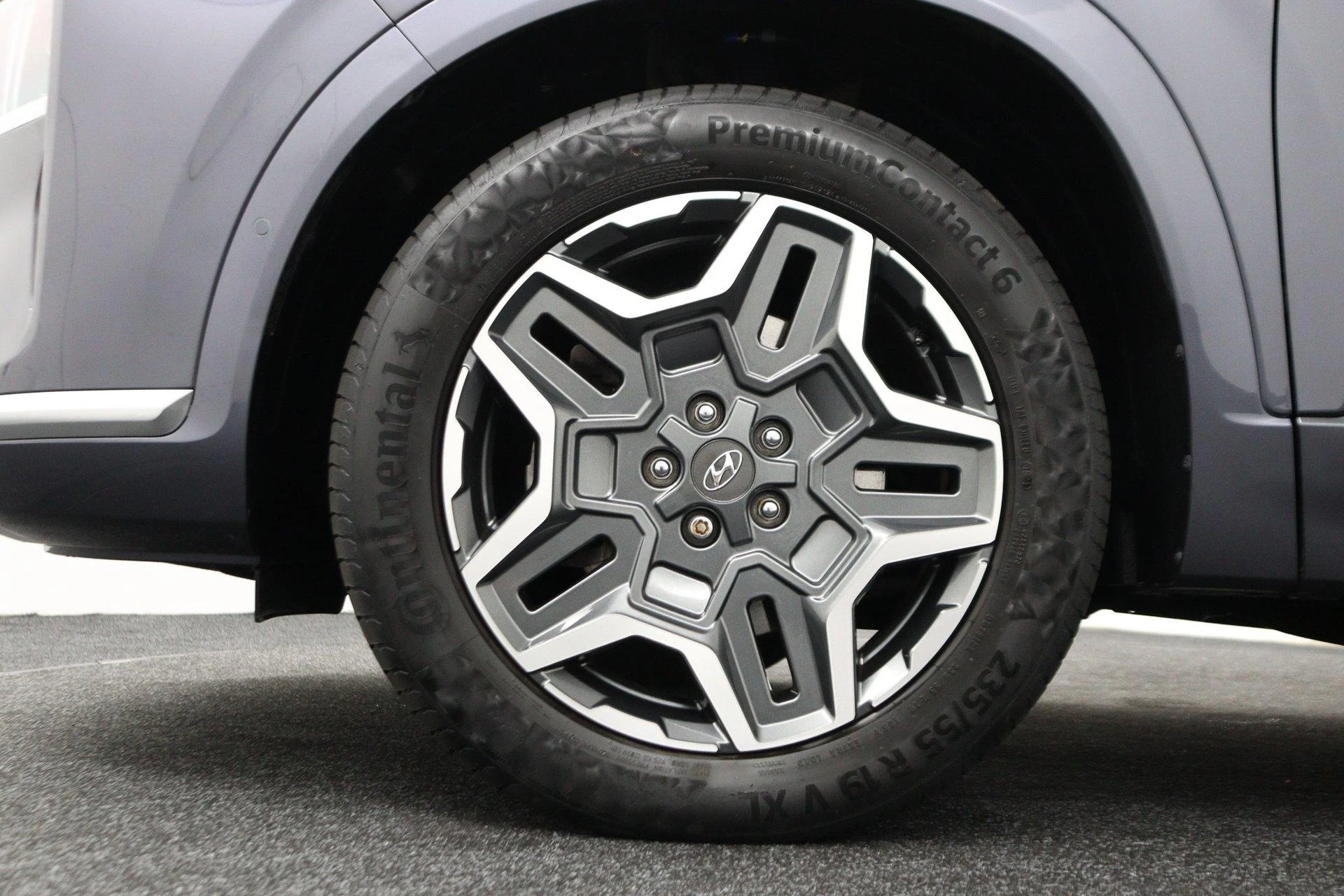 Hyundai-Santa Fe-image-32