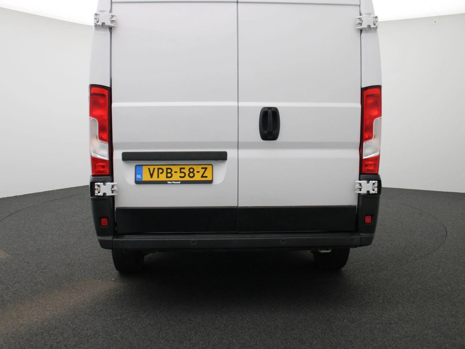 Fiat-E-Ducato-image-4