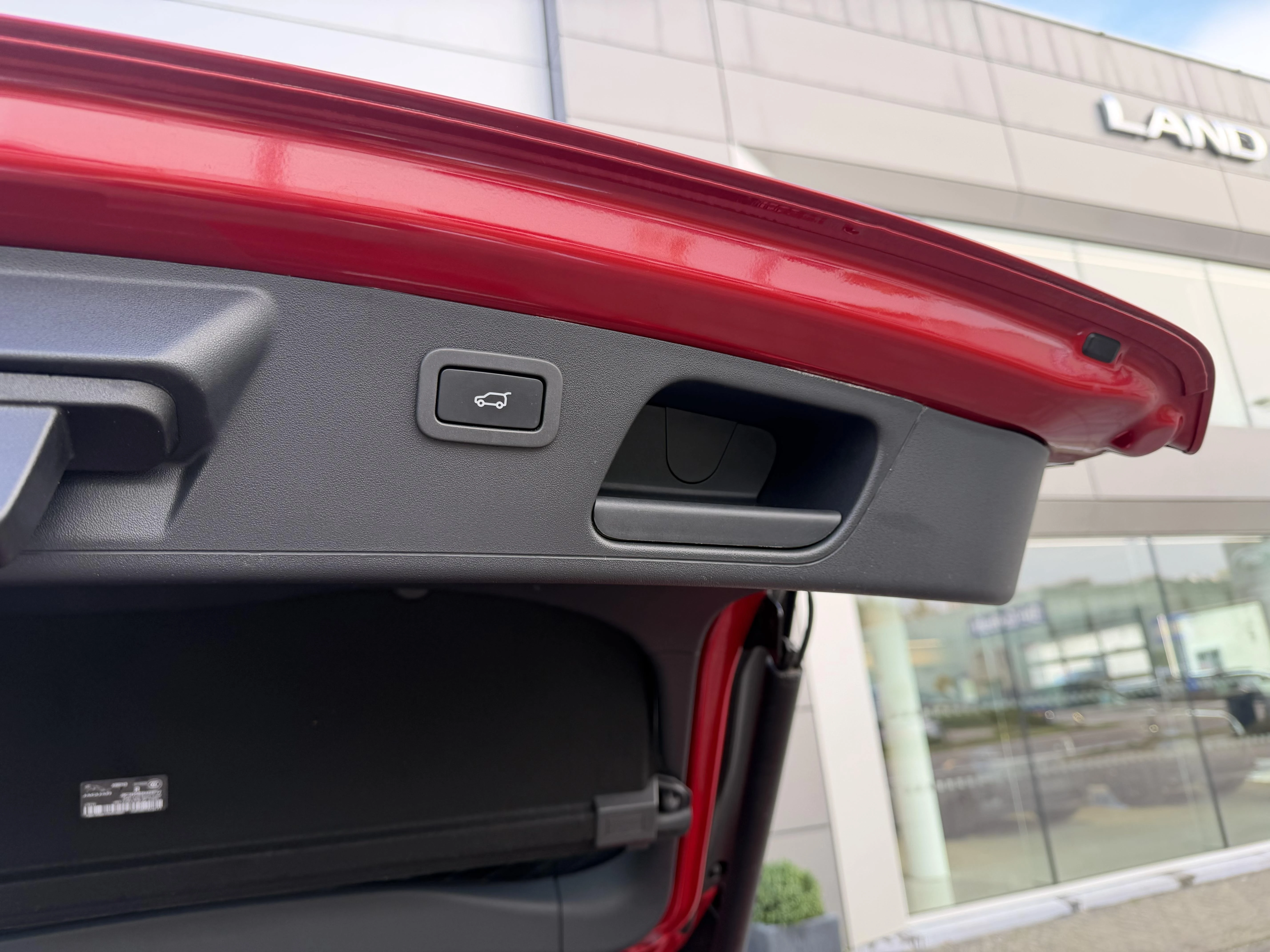 Jaguar-E-PACE-image-8