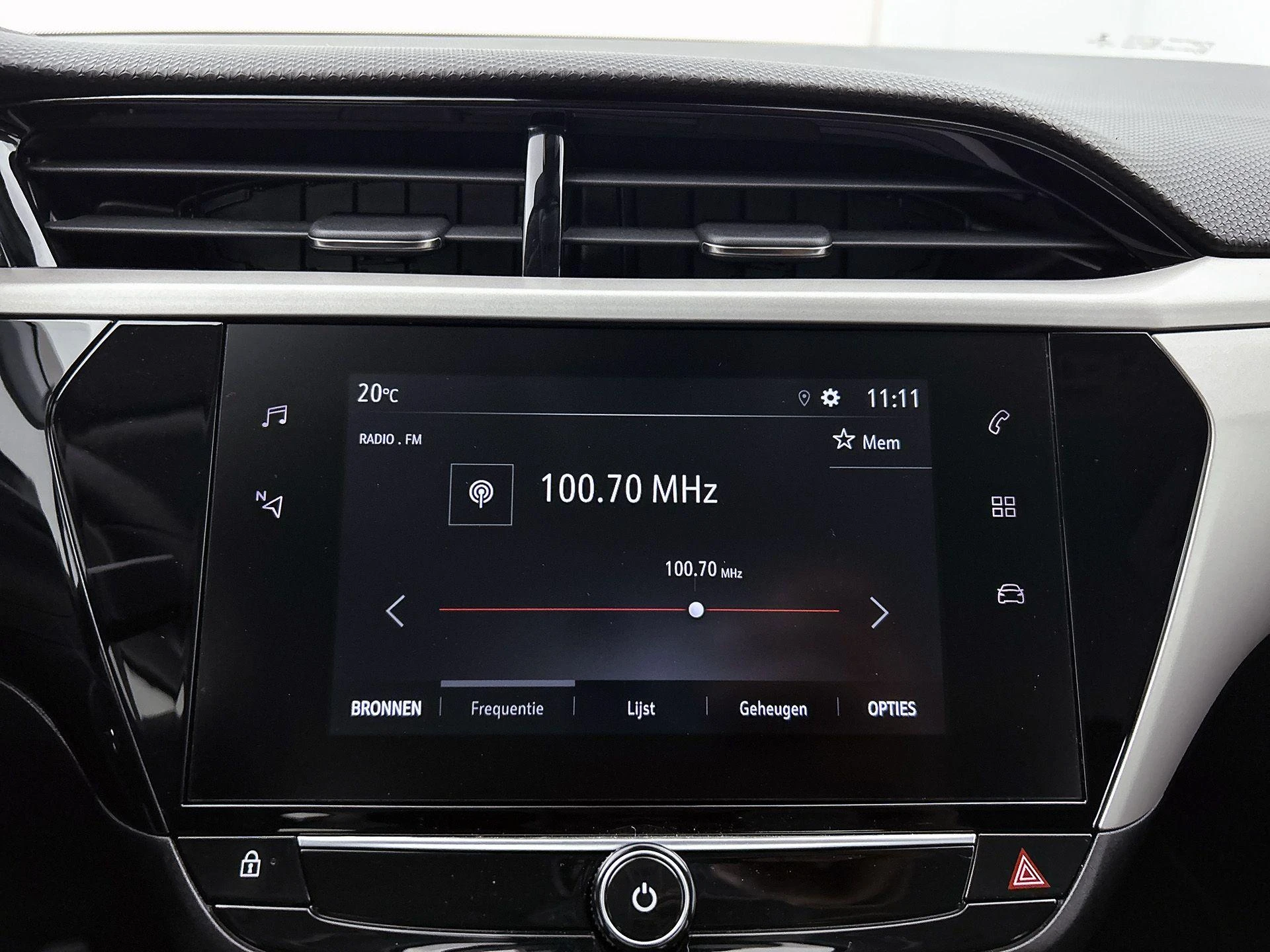 Opel-Corsa-image-6