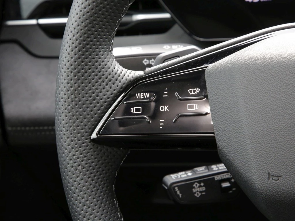 Audi Q6 e-tron performance S line 21"|PANO|VOLL