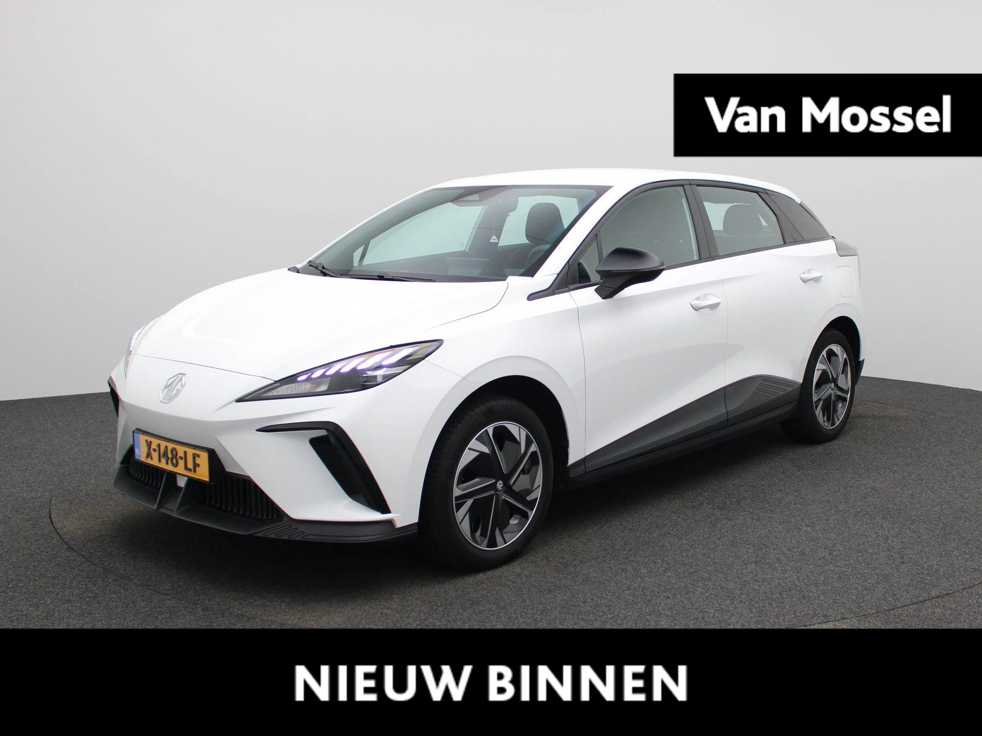 MG-MG4 EV-image-0