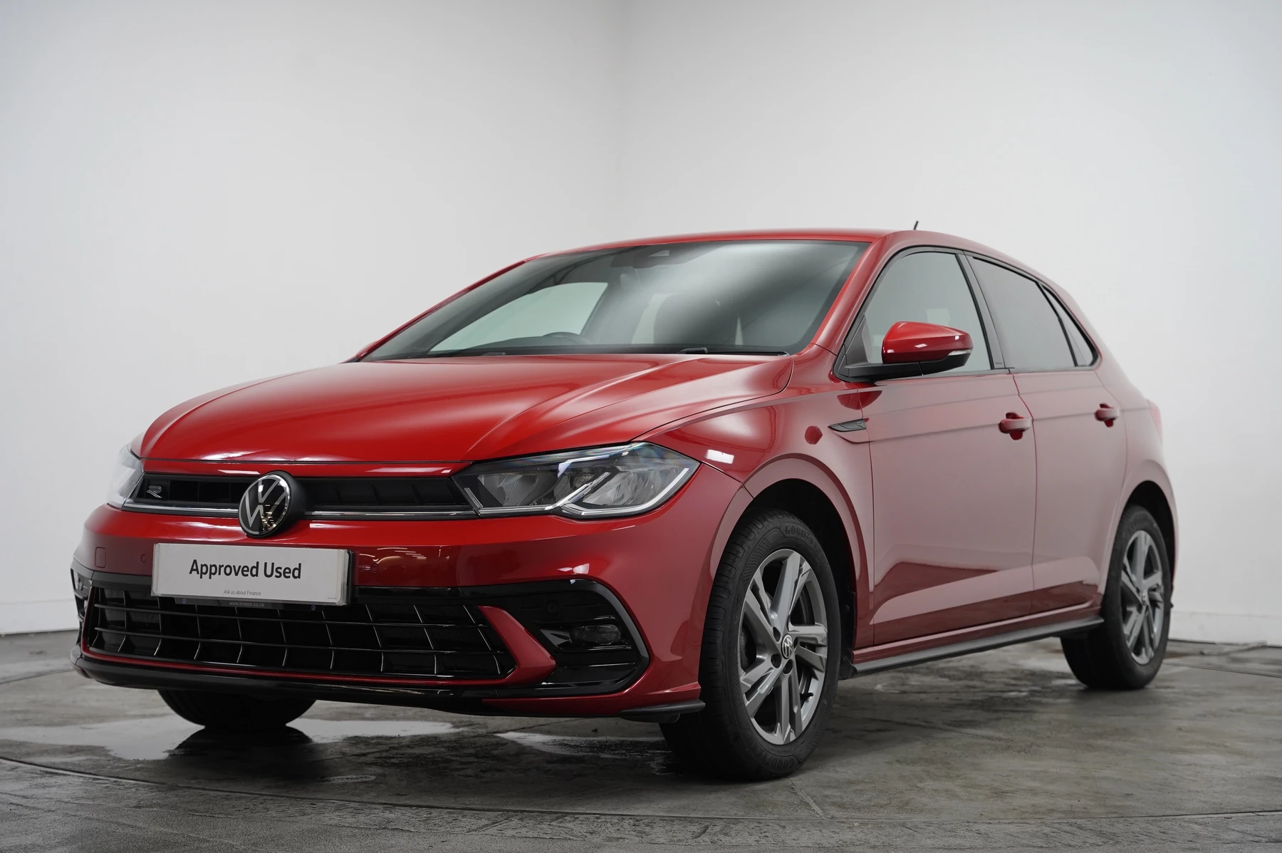 Volkswagen-Polo-image-33