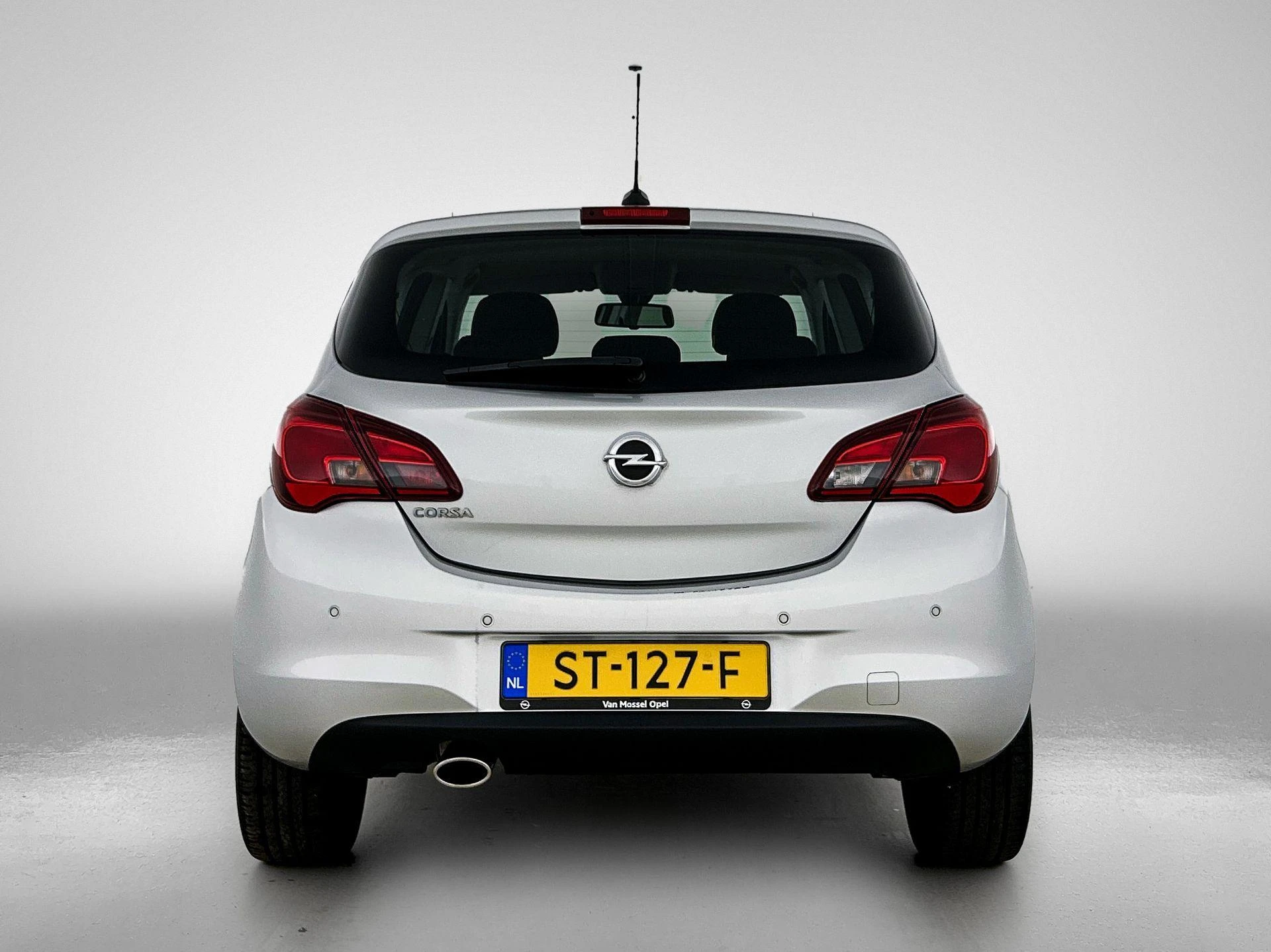Opel-Corsa-image-2
