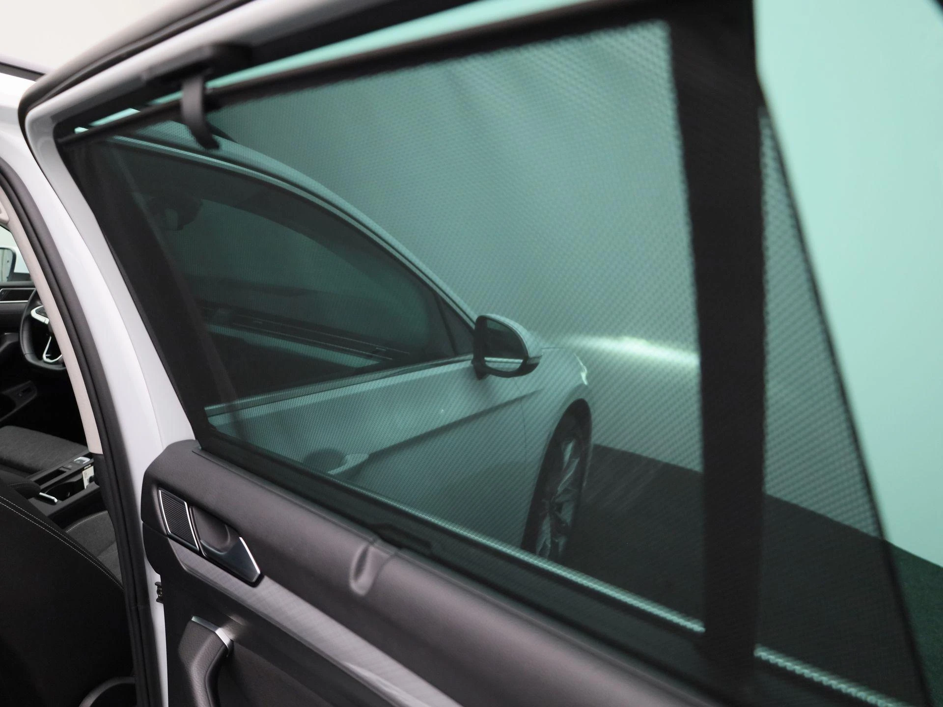 Volkswagen-Passat-image-40