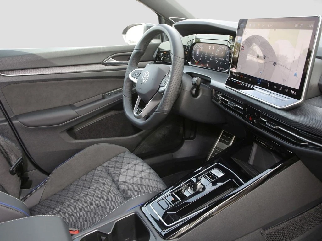 Volkswagen-Golf-image-8