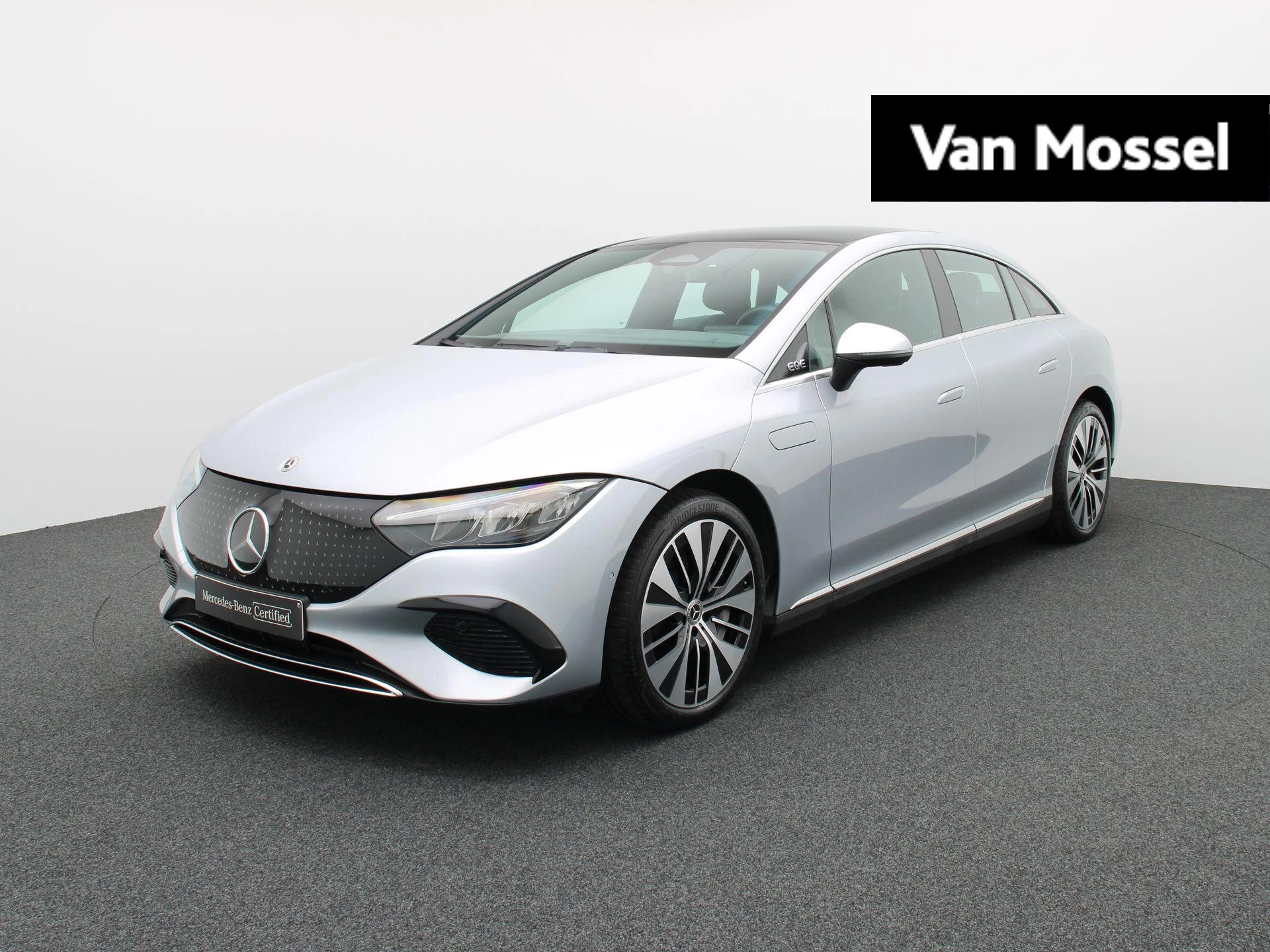 Mercedes-Benz-EQE-image-0