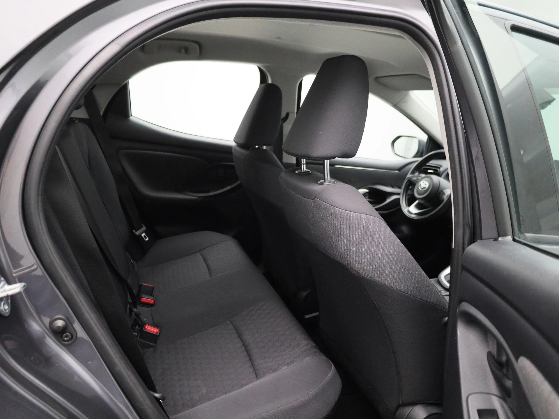 Toyota Yaris 1.5 Hybrid Business Plus