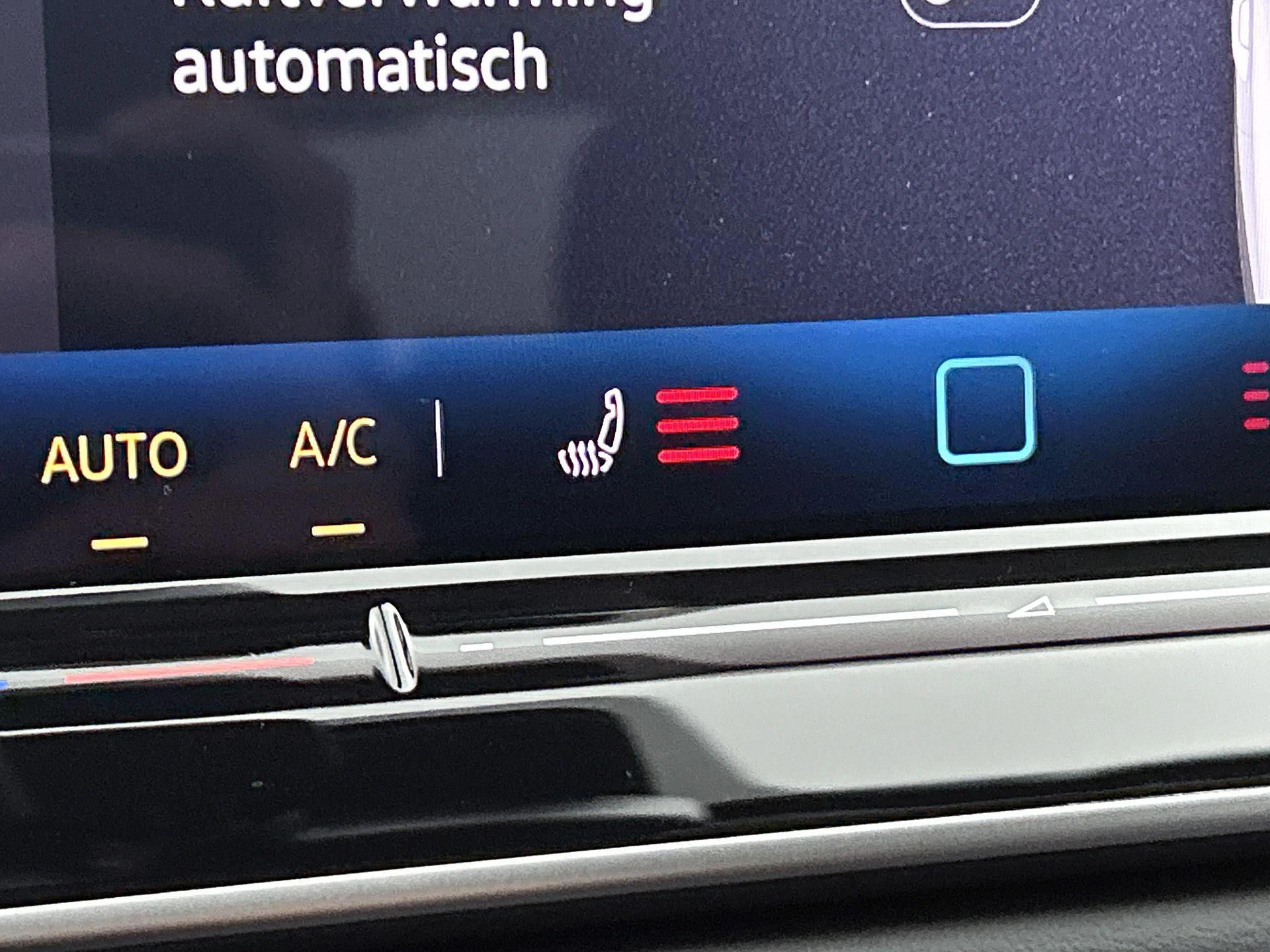 Volkswagen-Tiguan-image-7