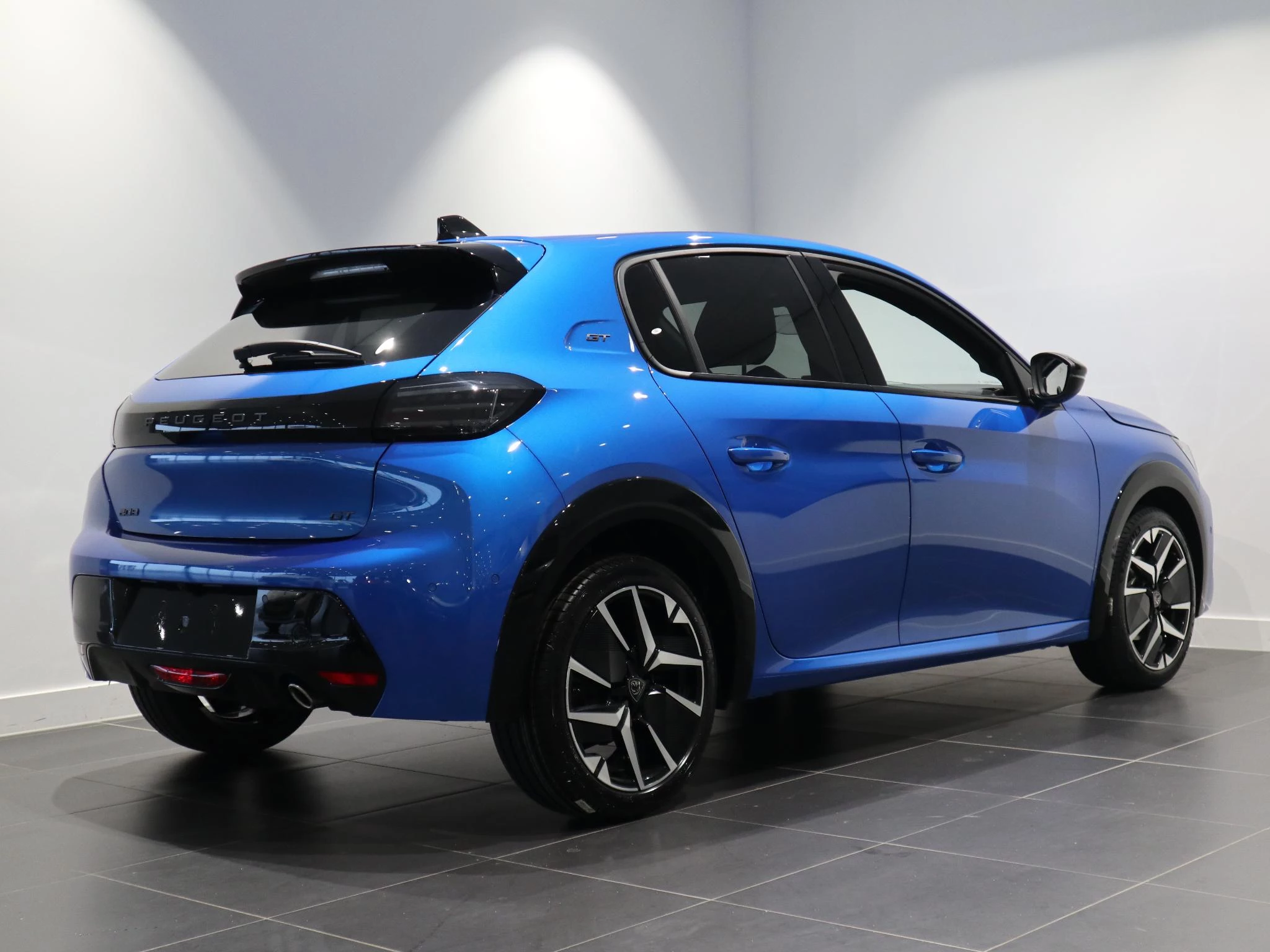 Peugeot-e-208-image-3