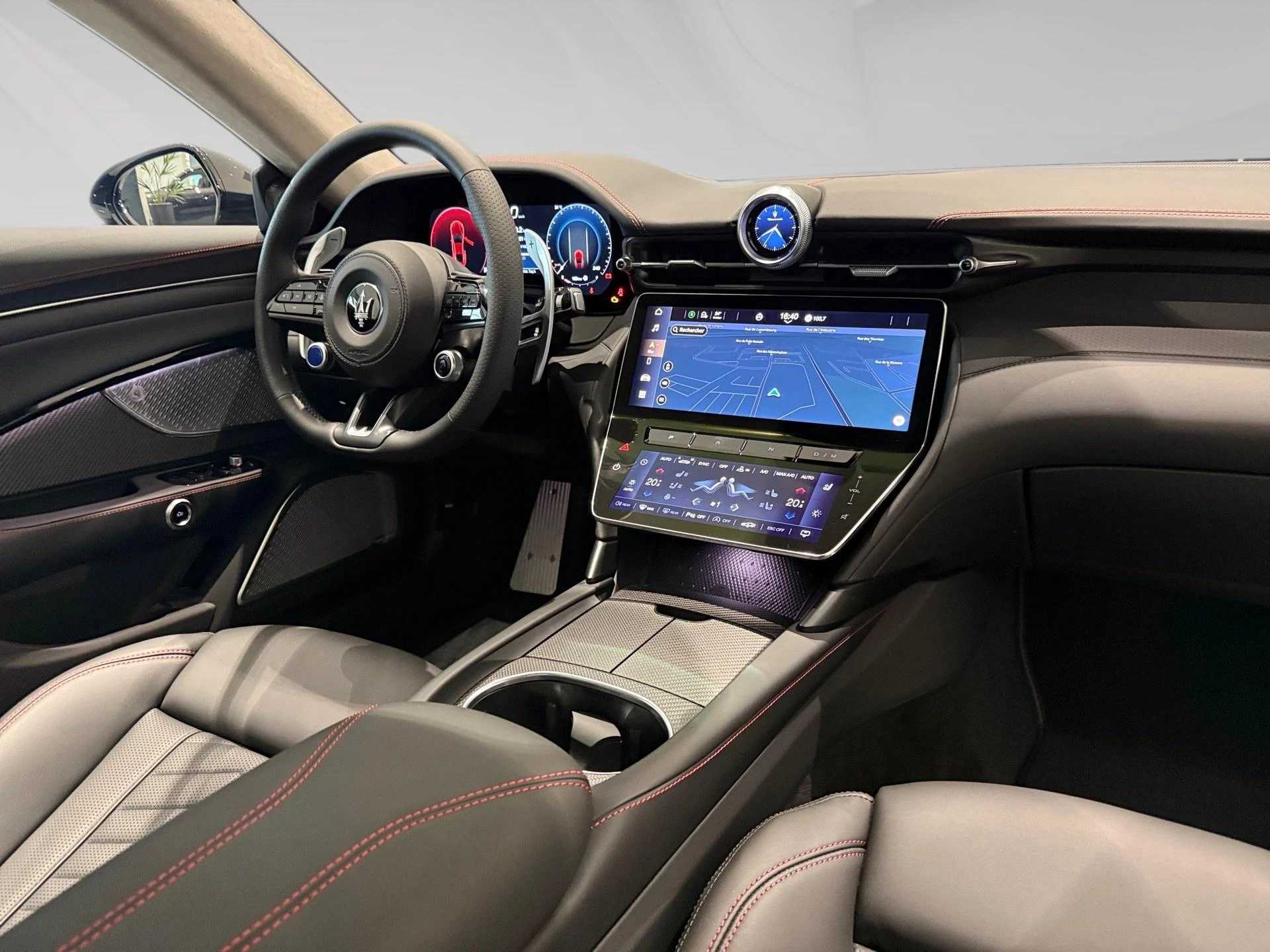 Maserati-GranTurismo-image-6