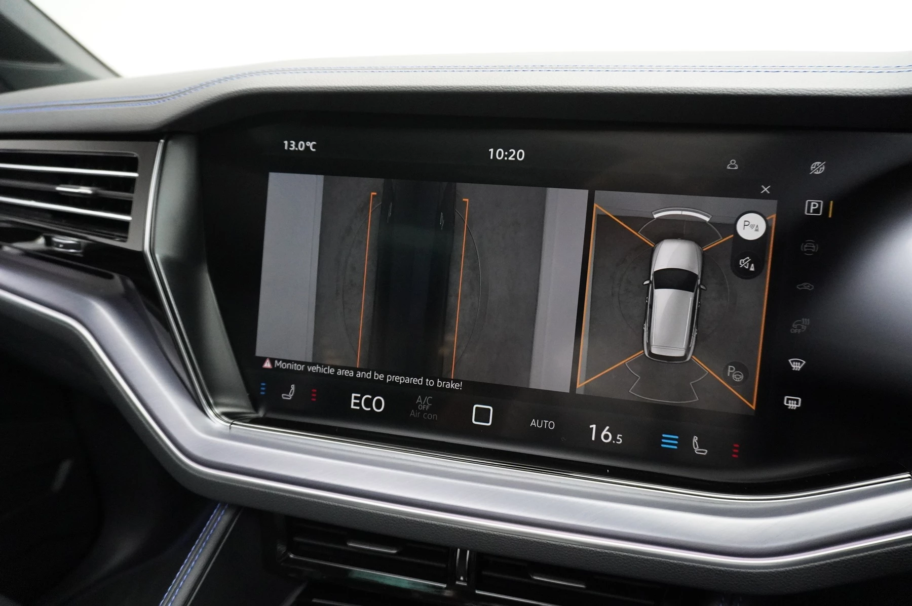 Volkswagen-Touareg-image-55