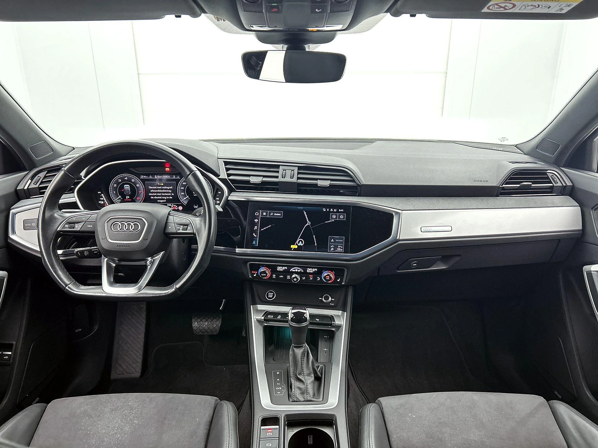 Audi-Q3-image-12