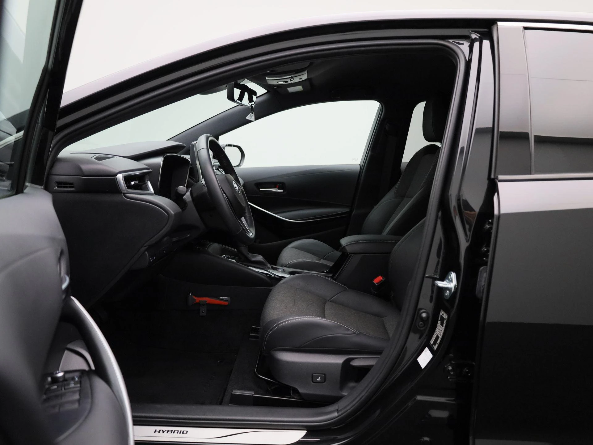 Toyota Corolla 1.8 Hybrid Business Plus
