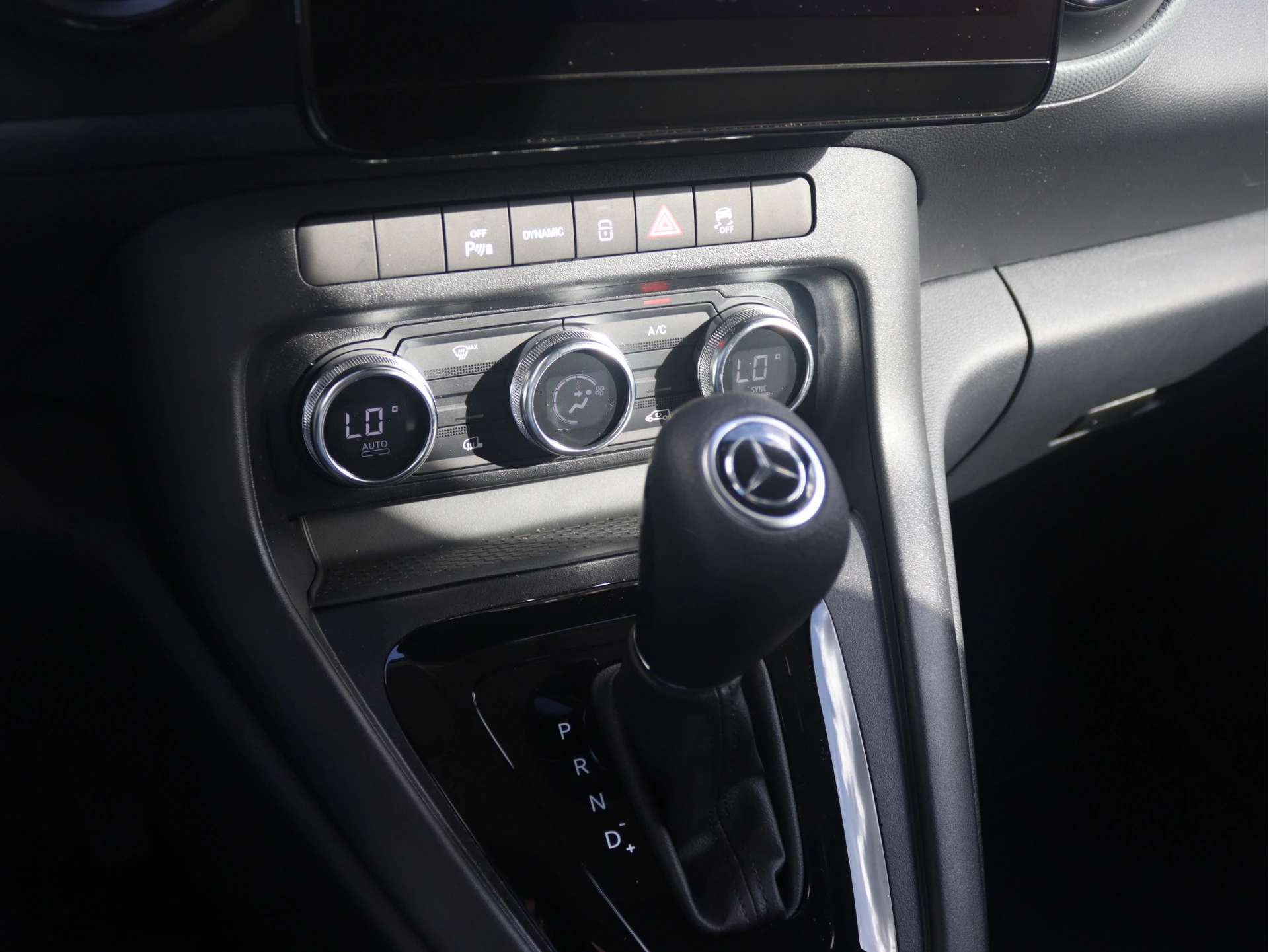 Mercedes-Benz-eCitan-image-10