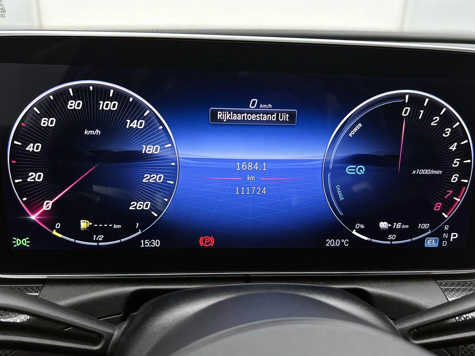 Mercedes-Benz-C-Klasse-image-18