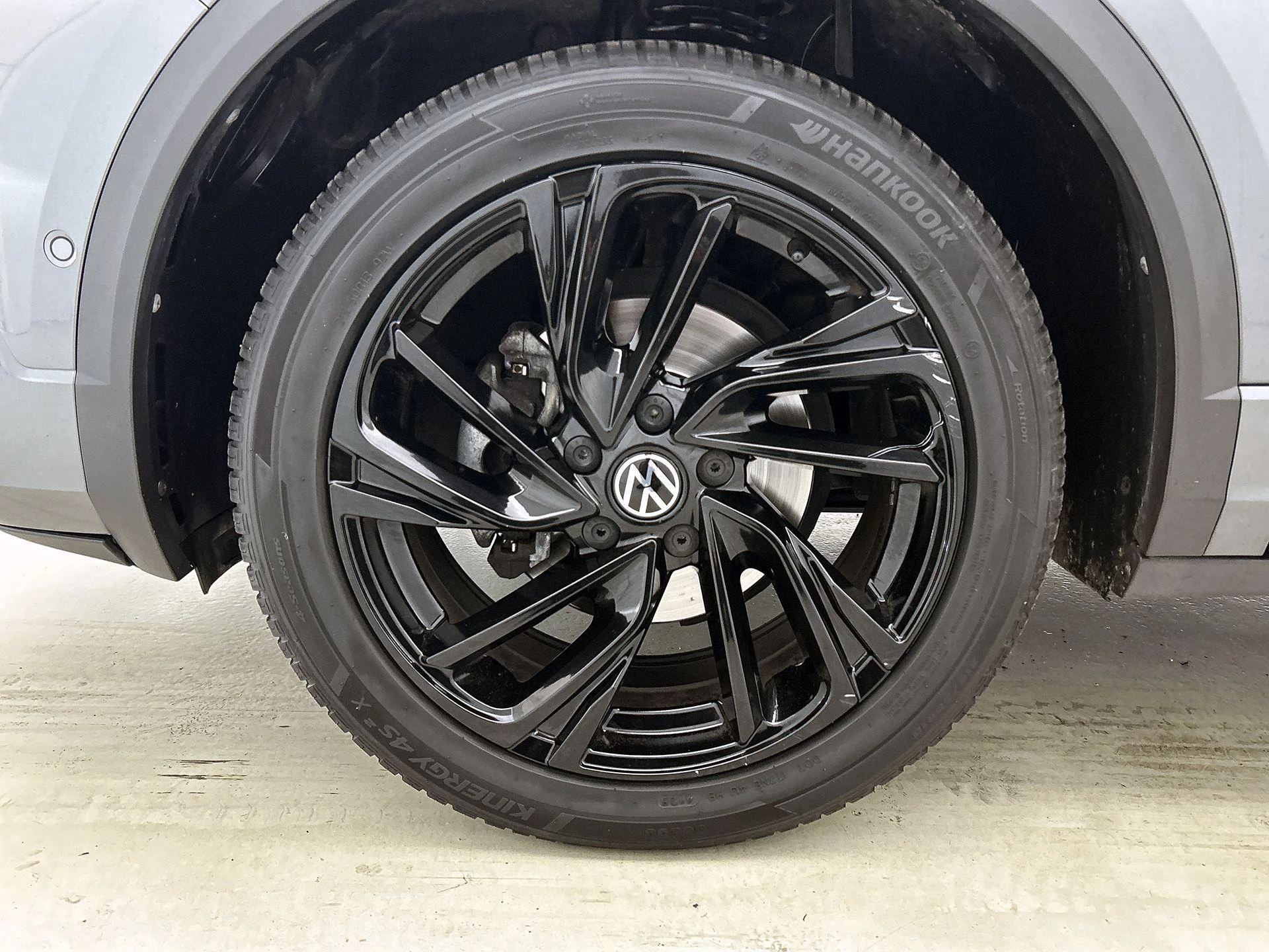 Volkswagen-T-Roc-image-39