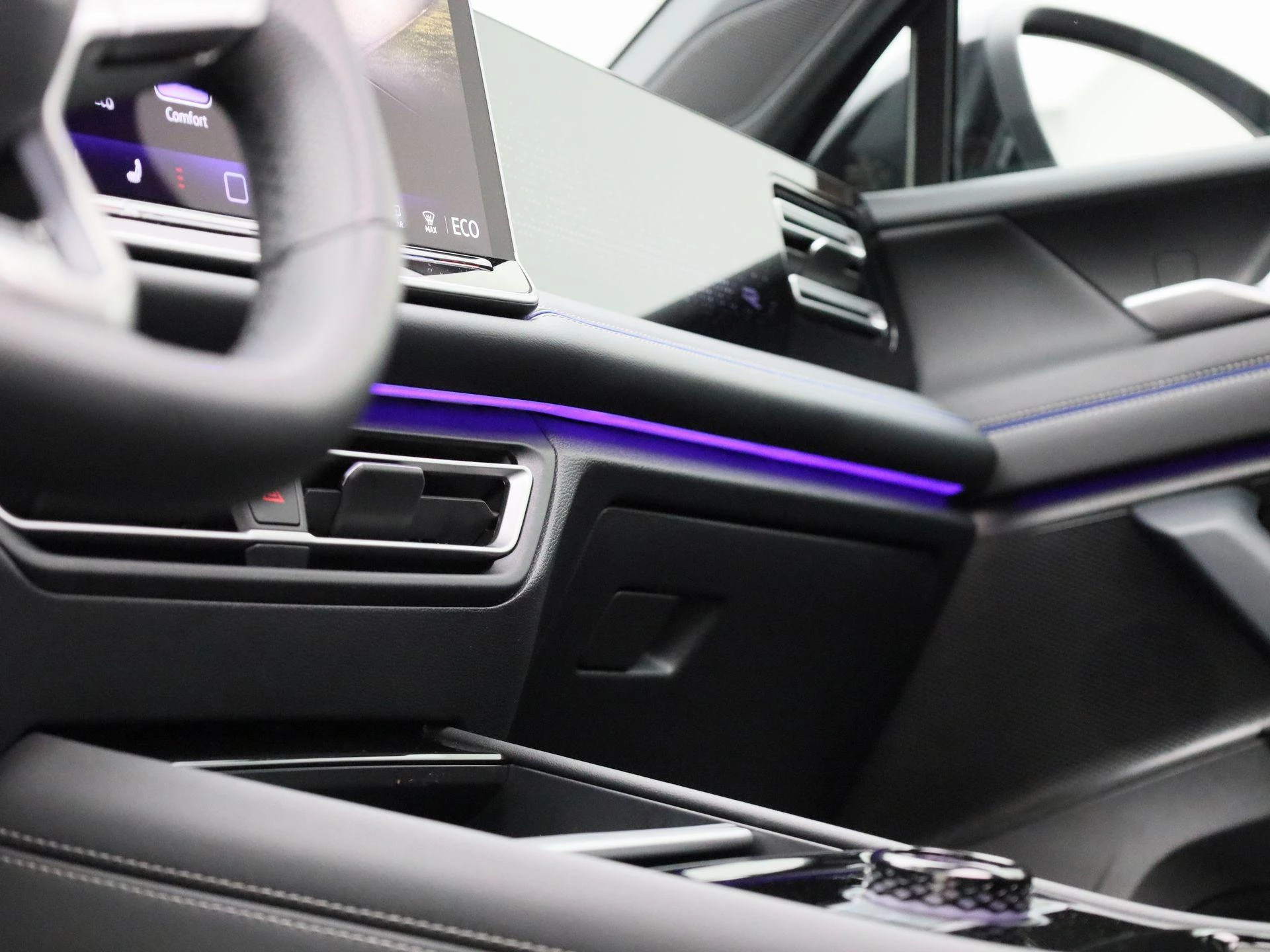 Volkswagen-Tiguan-image-41