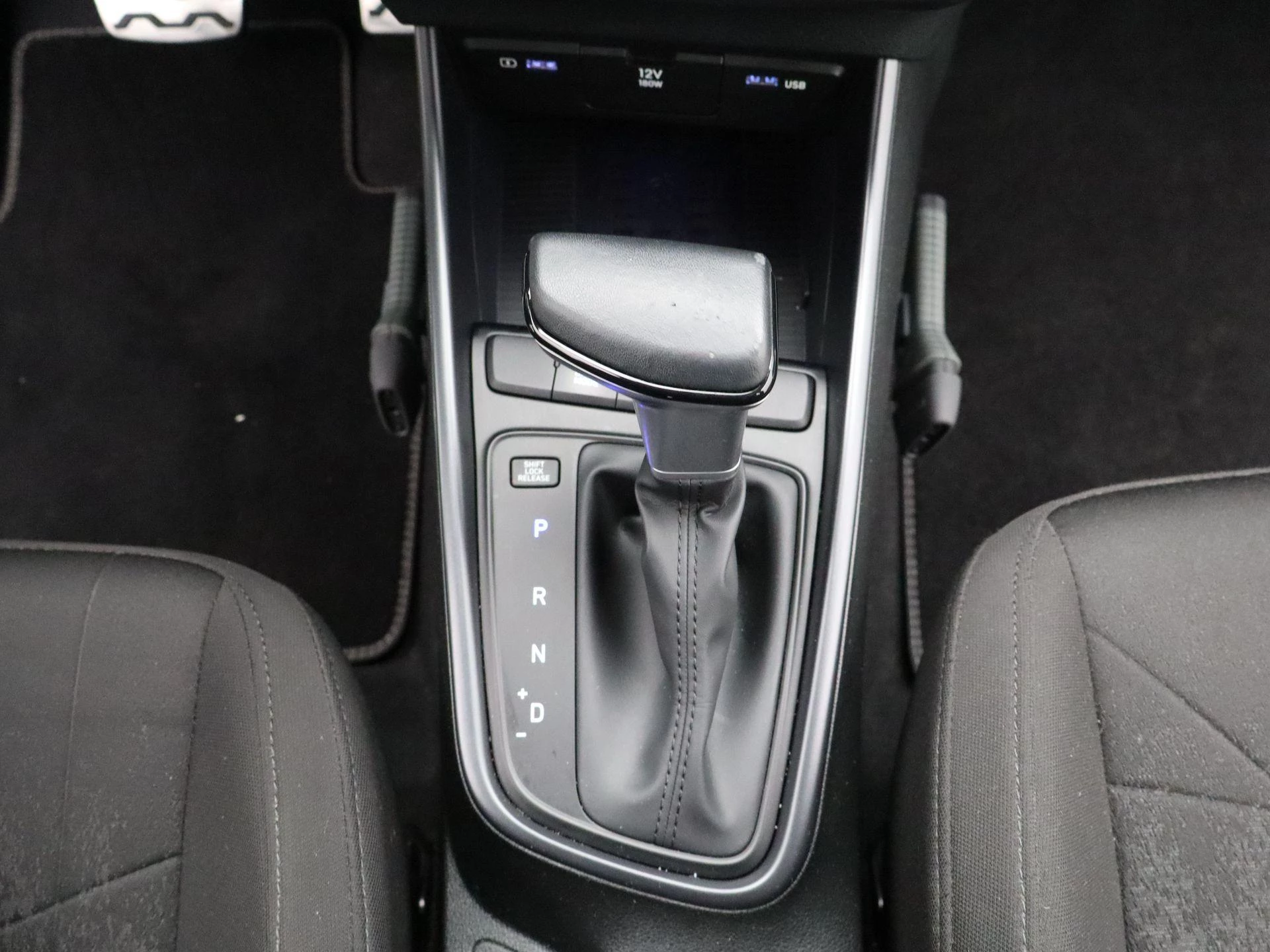 Hyundai-Bayon-image-9