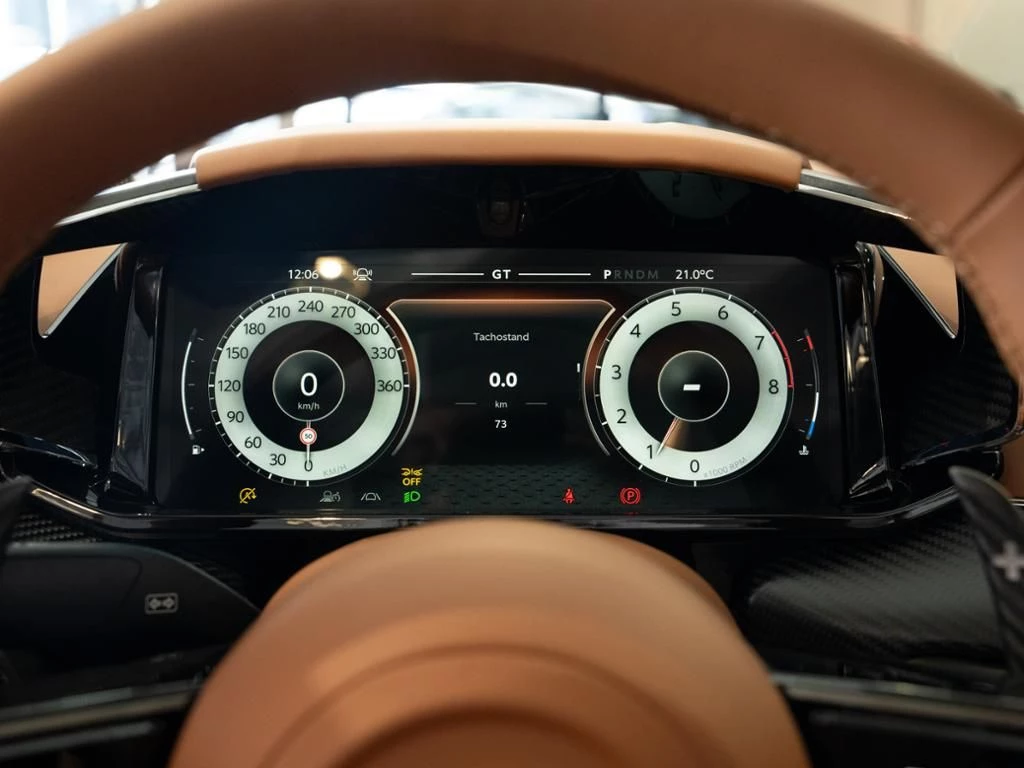 Aston Martin Vanquish Volante Aston Martin Hamburg