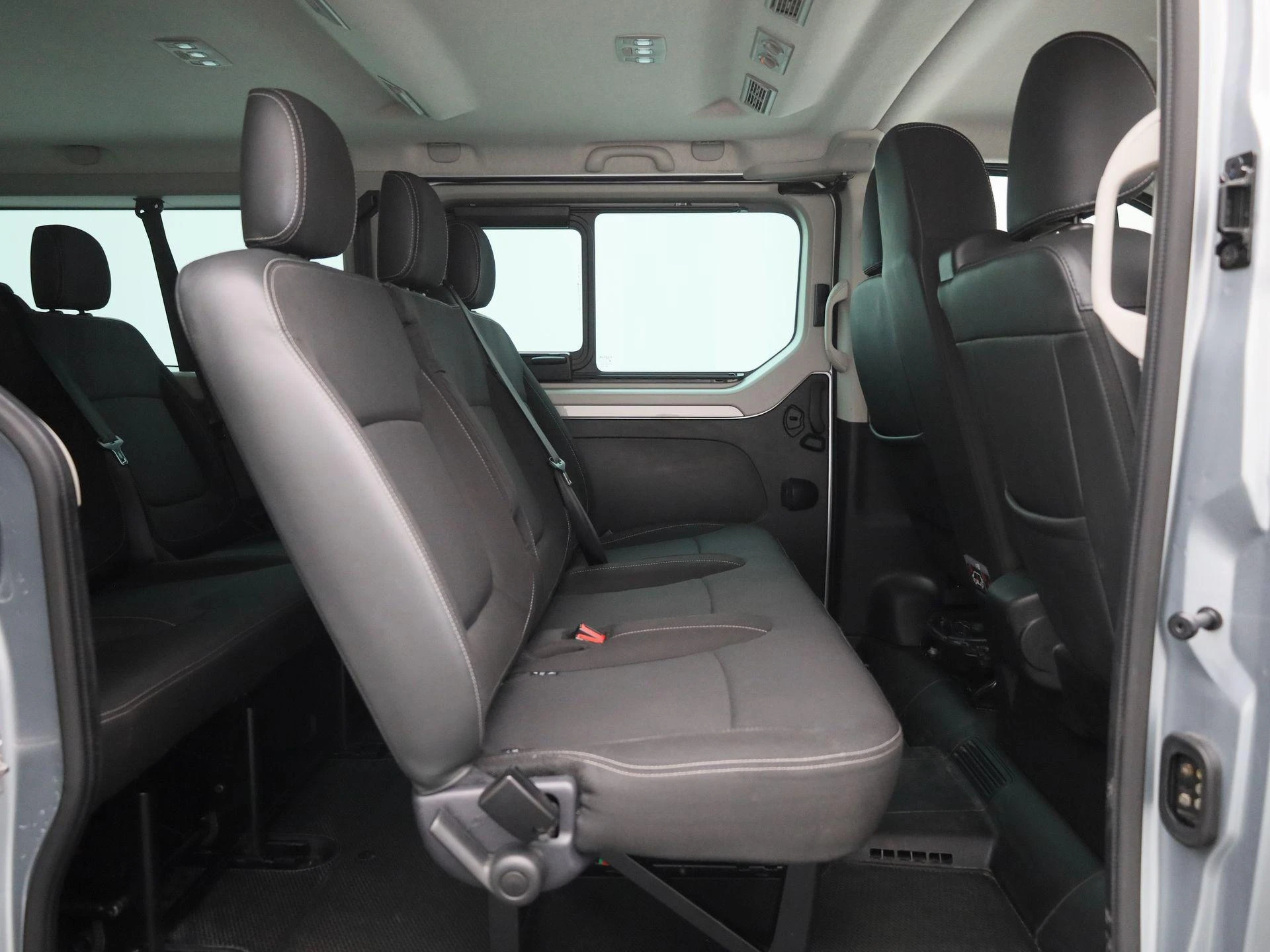Renault-Trafic-image-10