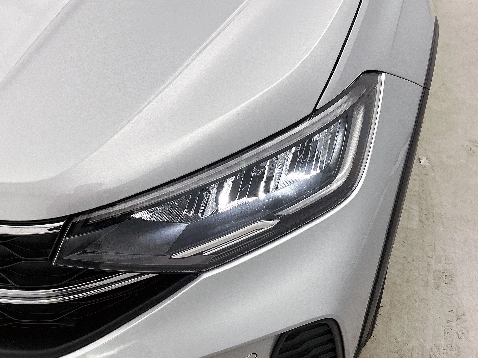 Volkswagen-Taigo-image-12