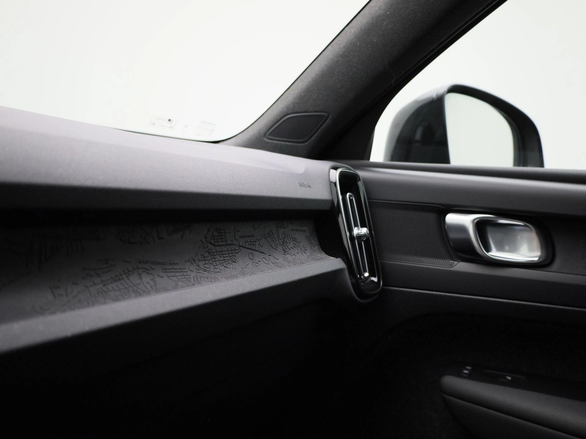 Volvo-XC40-image-24