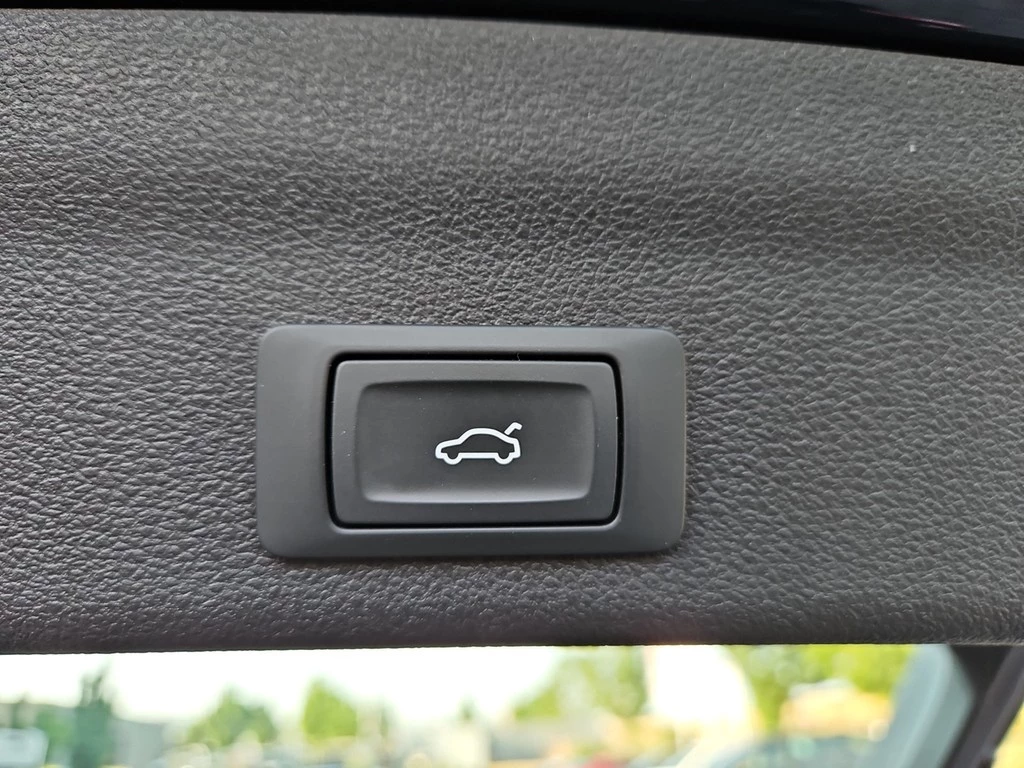 Audi-A6-image-14