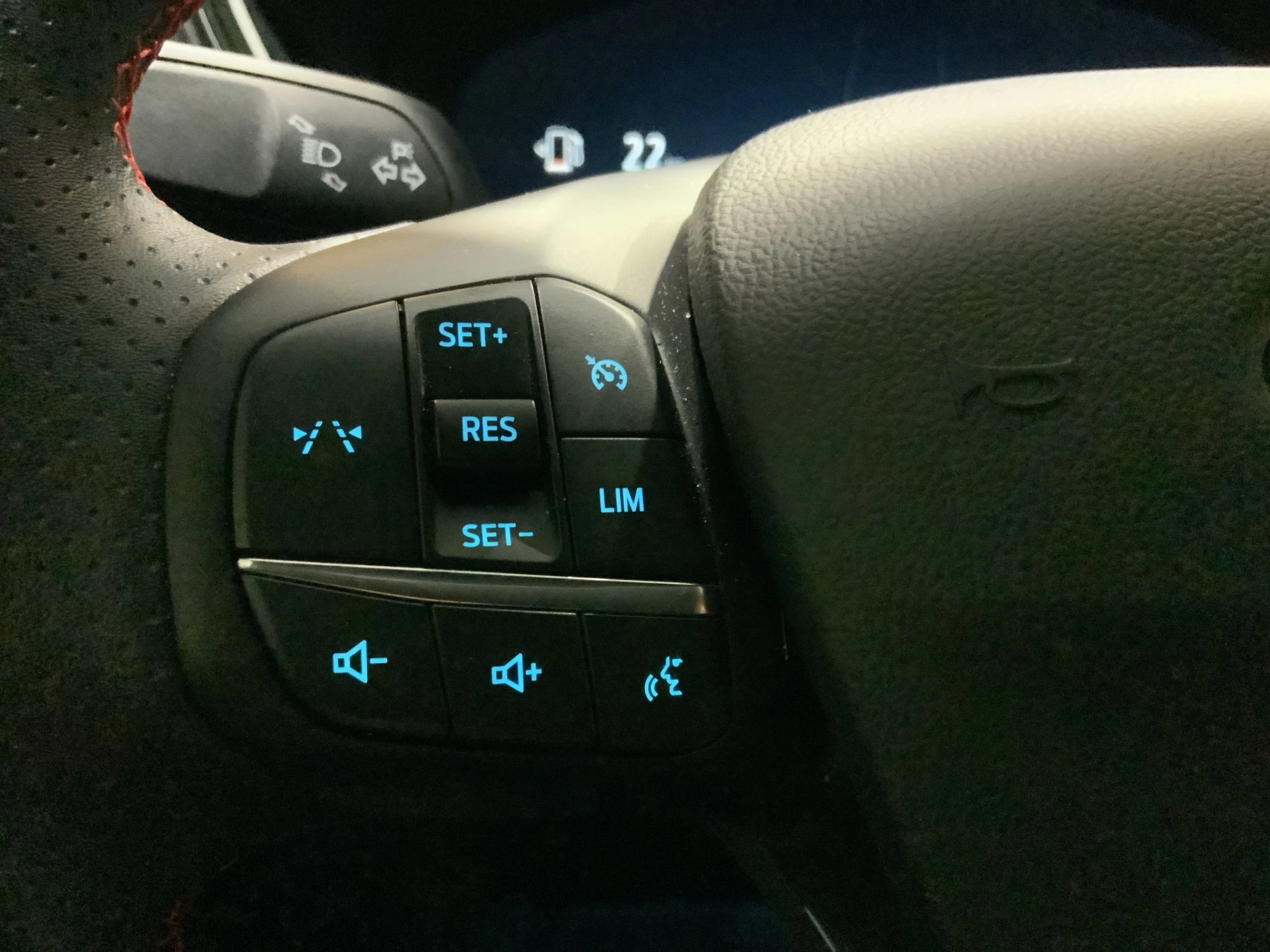 Ford-Kuga-image-19