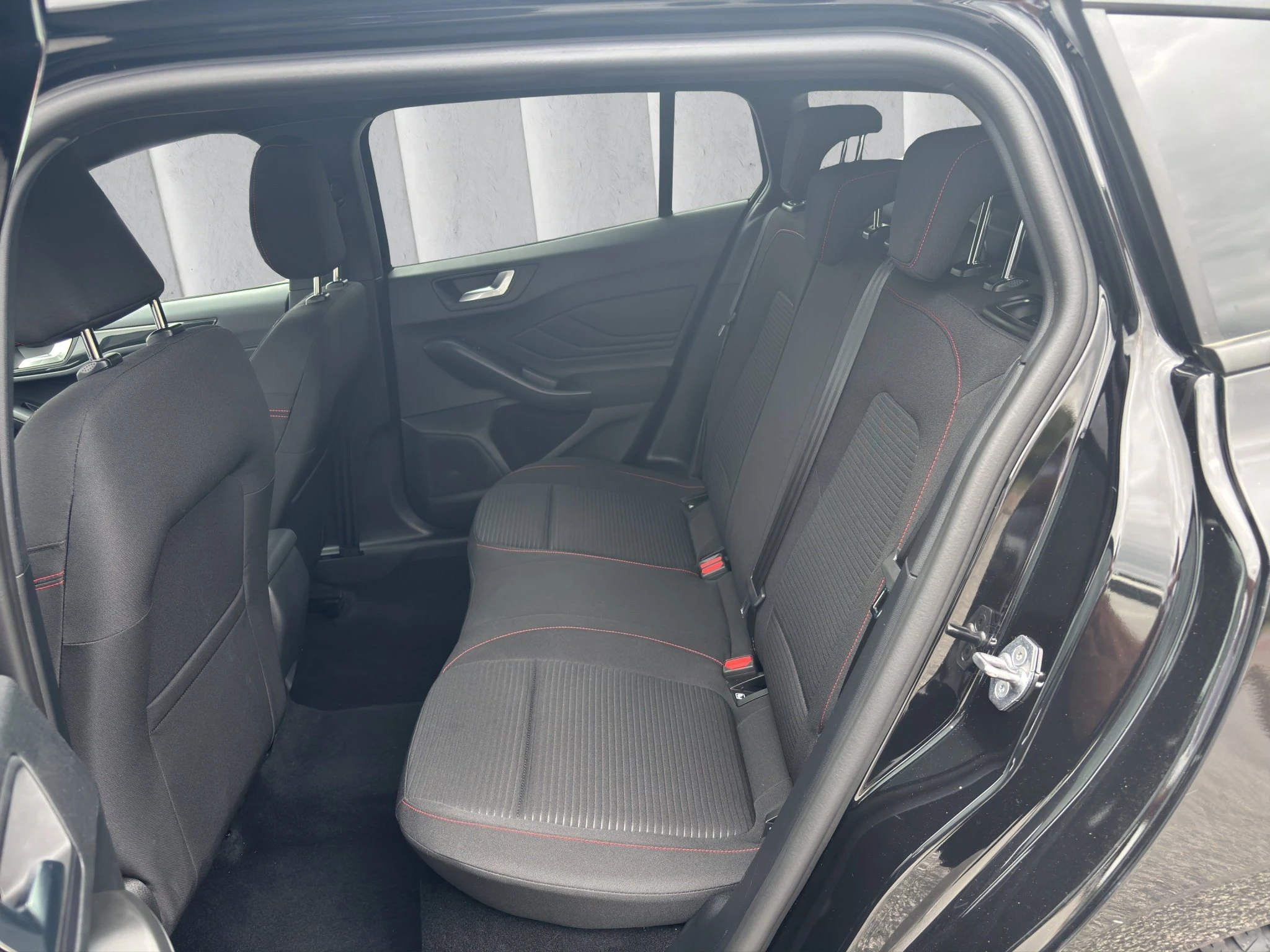 Ford Focus ST-Line Turnier Aut.*ACC*KAM*NAVI*LED*WINTER-PKT.