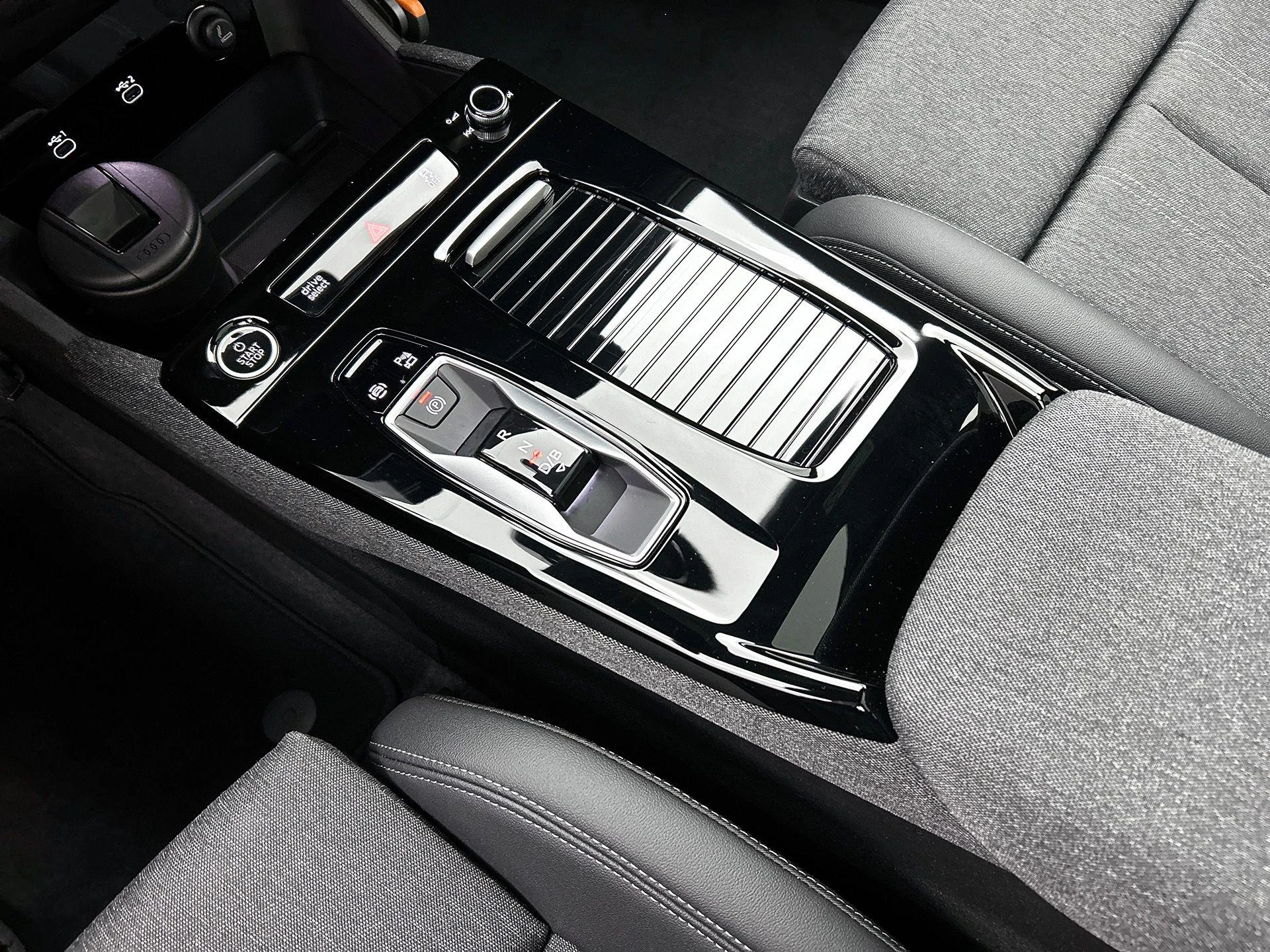 Audi-Q6 e-tron-image-38