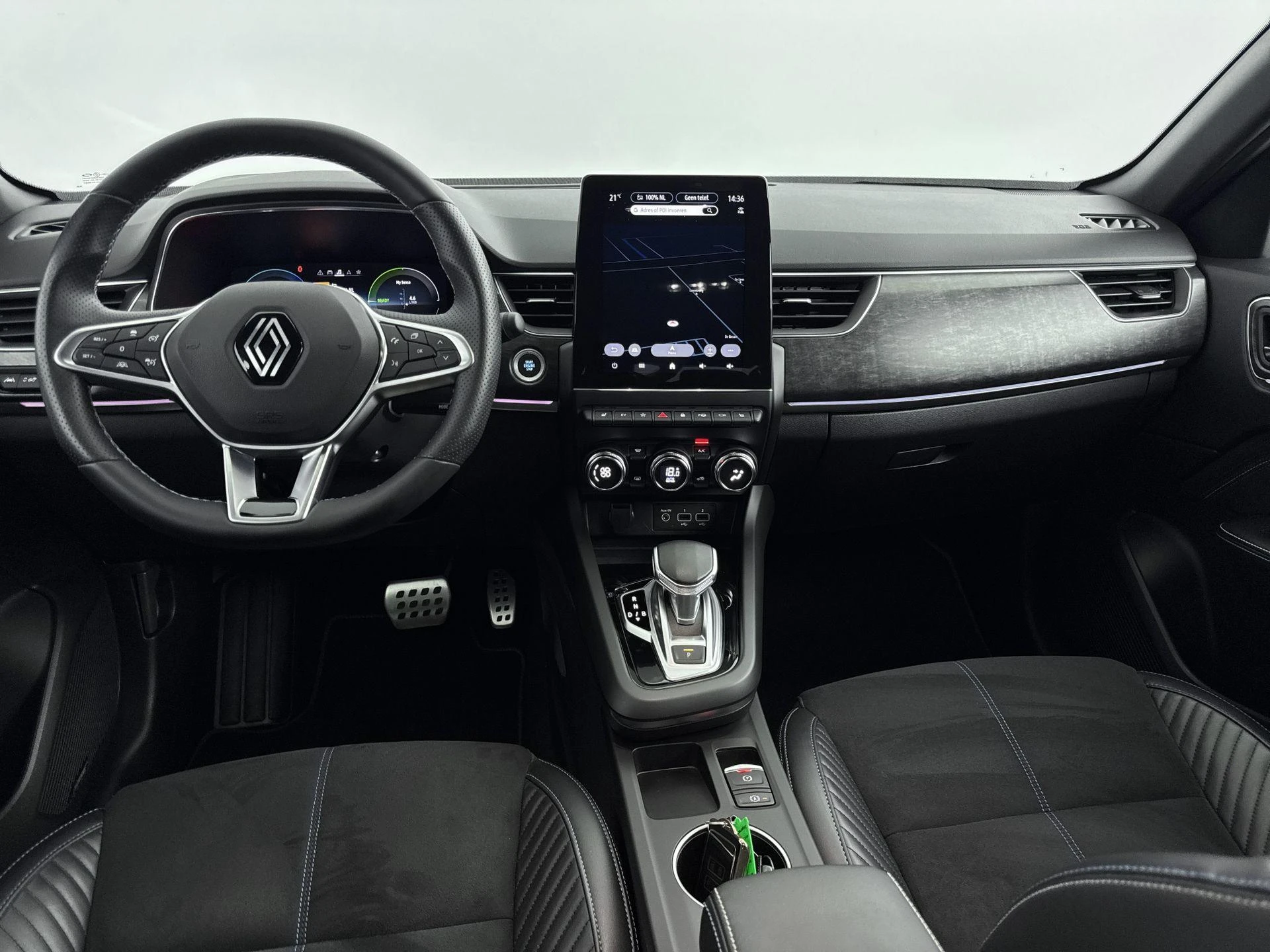 Renault-Arkana-image-18