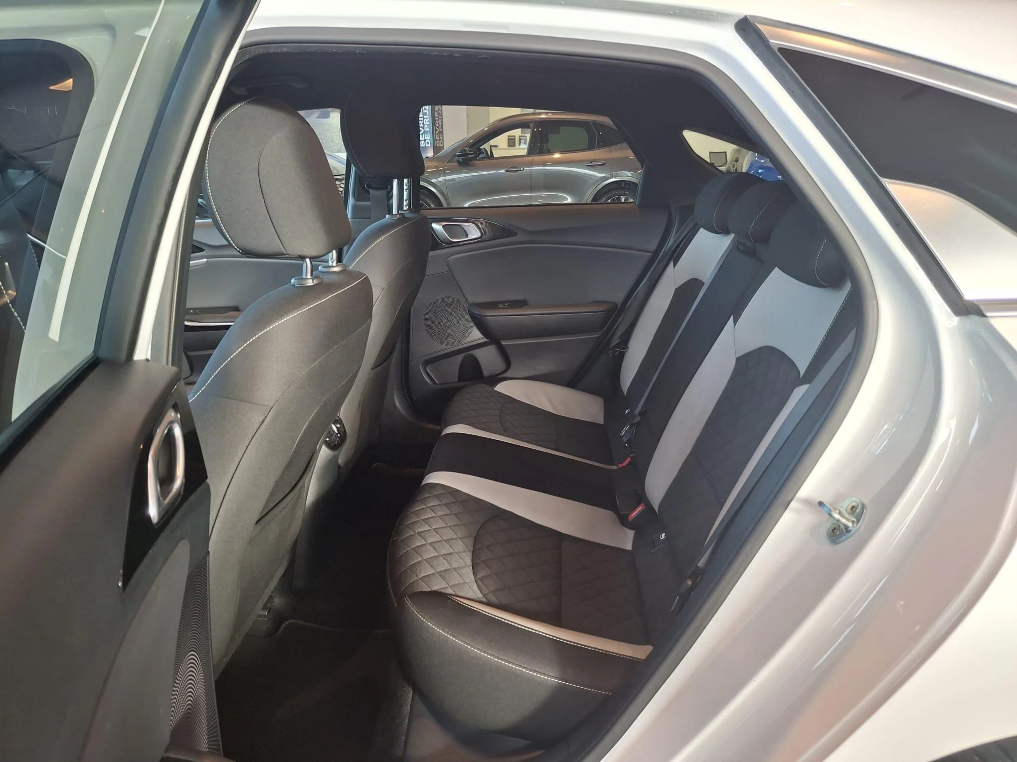 Kia-ProCeed-image-20