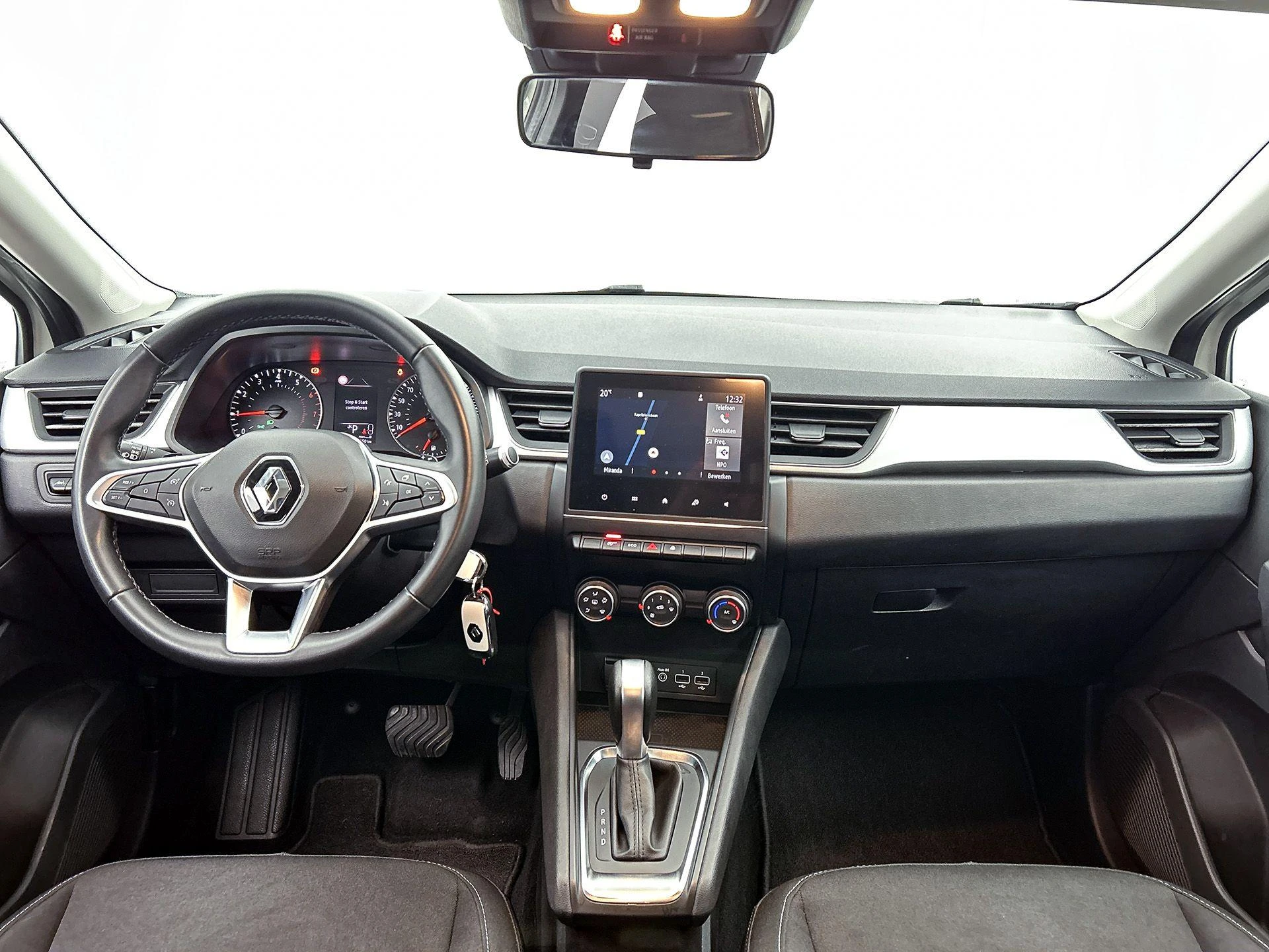 Renault-Captur-image-21
