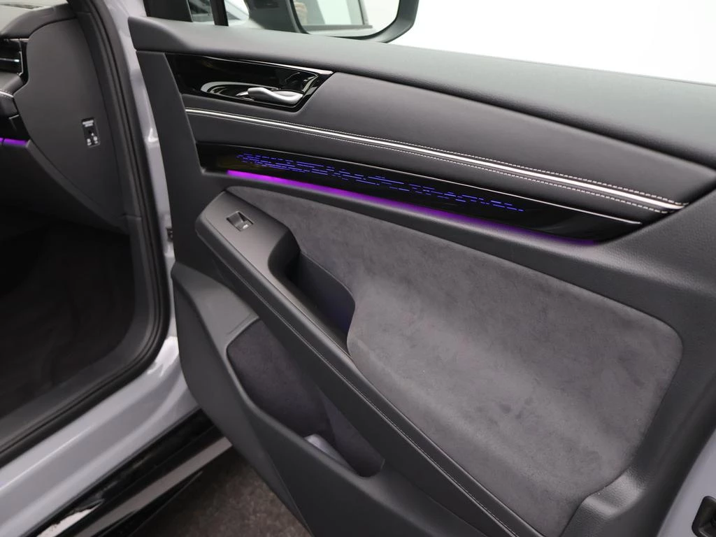 Volkswagen ID.7 Pro Business Premium 77kWh (286 pk) / DEMO