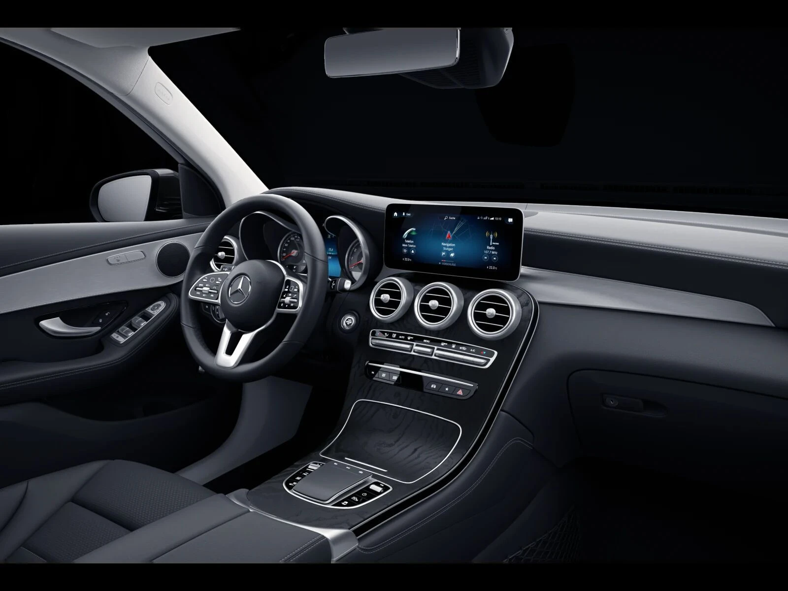Mercedes-Benz-GLC 300 e-image-11