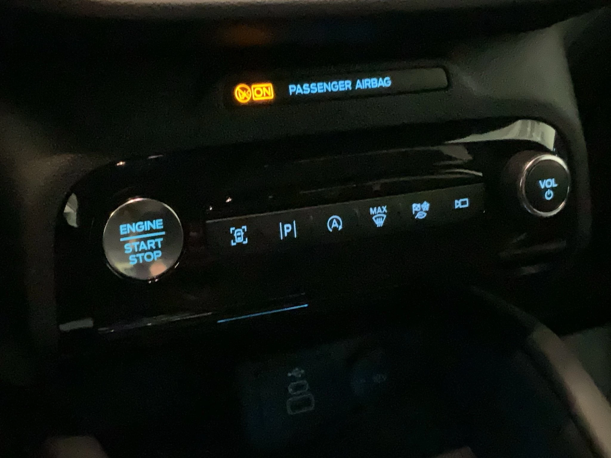 Ford Kuga ST-Line X Aut.*360GRAD*LED-MATRIX*NAVI*GRA*WINTER-PKT.