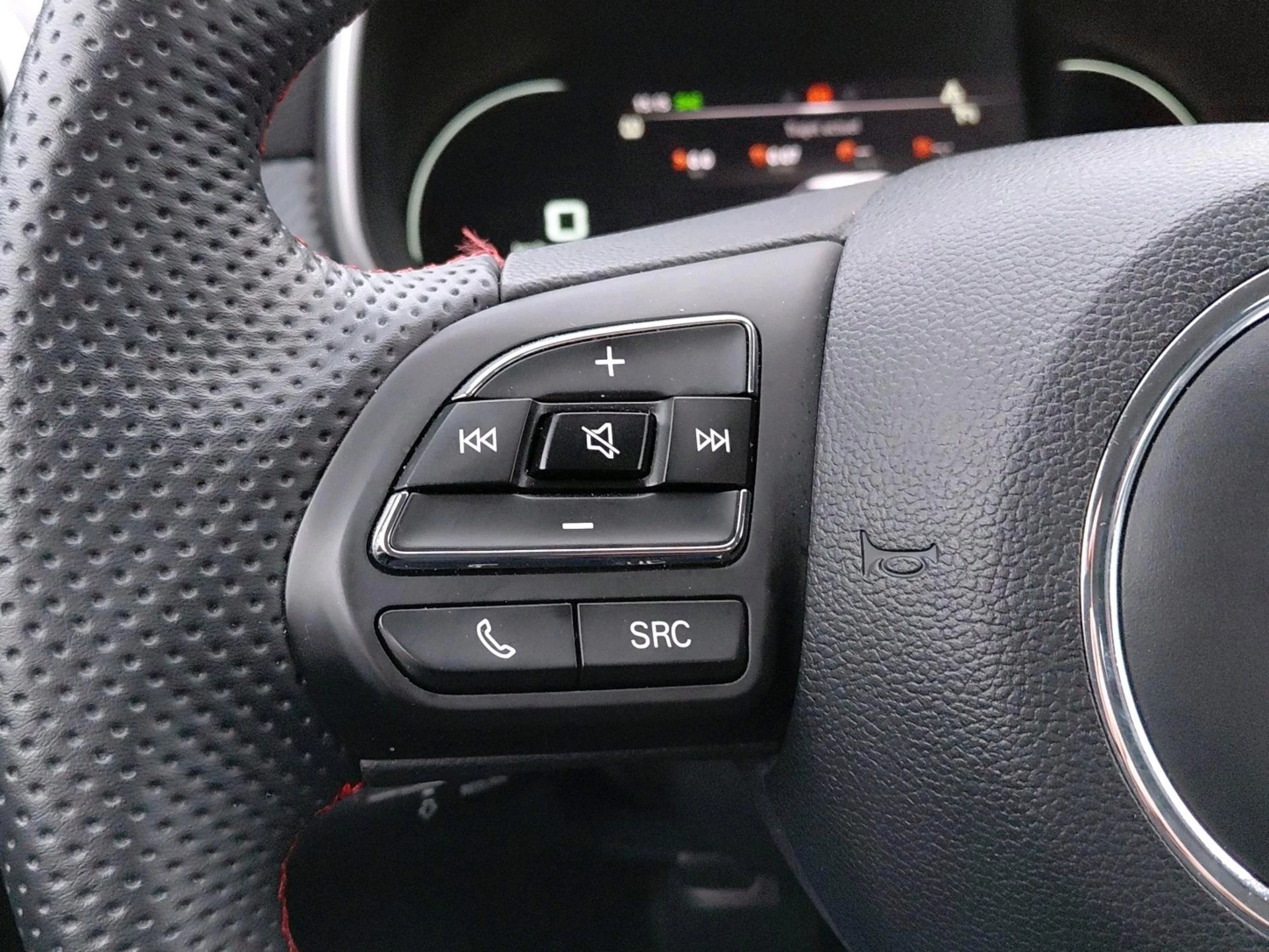 MG ZS Luxury