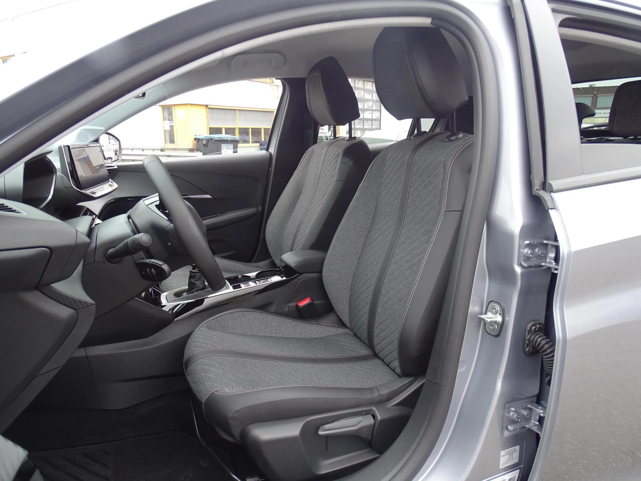 Peugeot 208 1.2T Allure