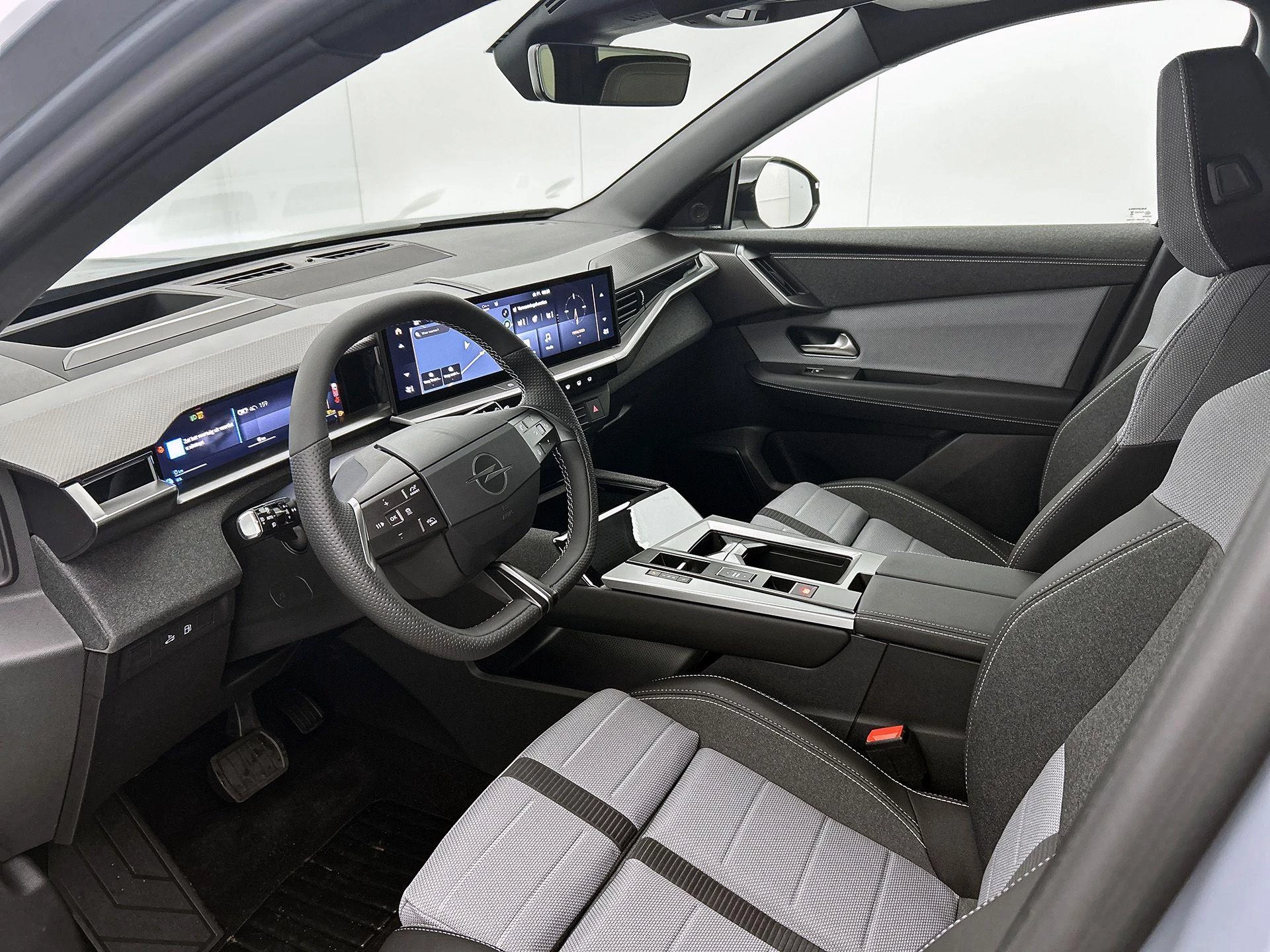 Opel Grandland 1.6 Turbo Plug-in-Hybrid Business Edition