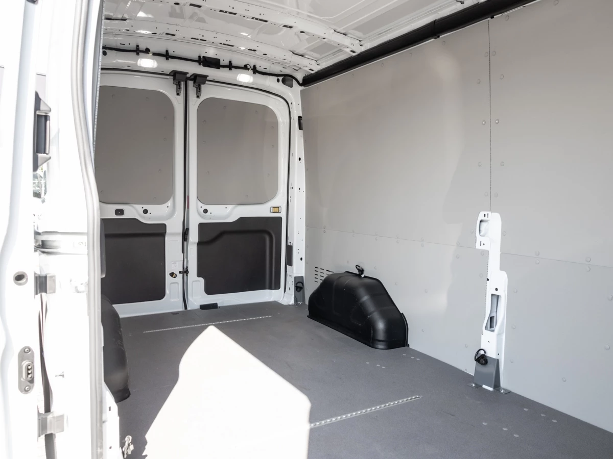 Ford-Transit-image-8